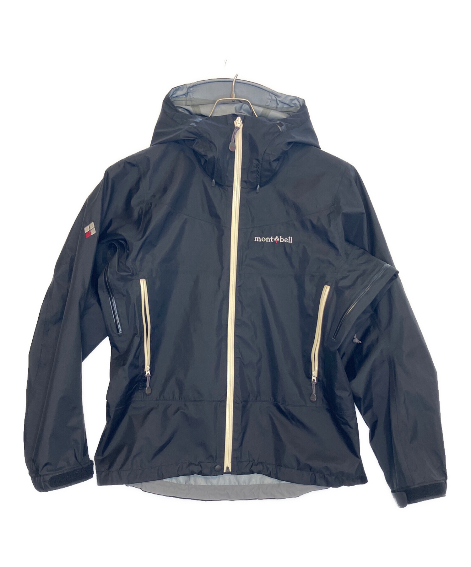 中古・古着通販】mont-bell (モンベル) マウンテンパーカー ブラック 中古・古着通販】mont-bell (モンベル) マウンテンパーカー ブラック