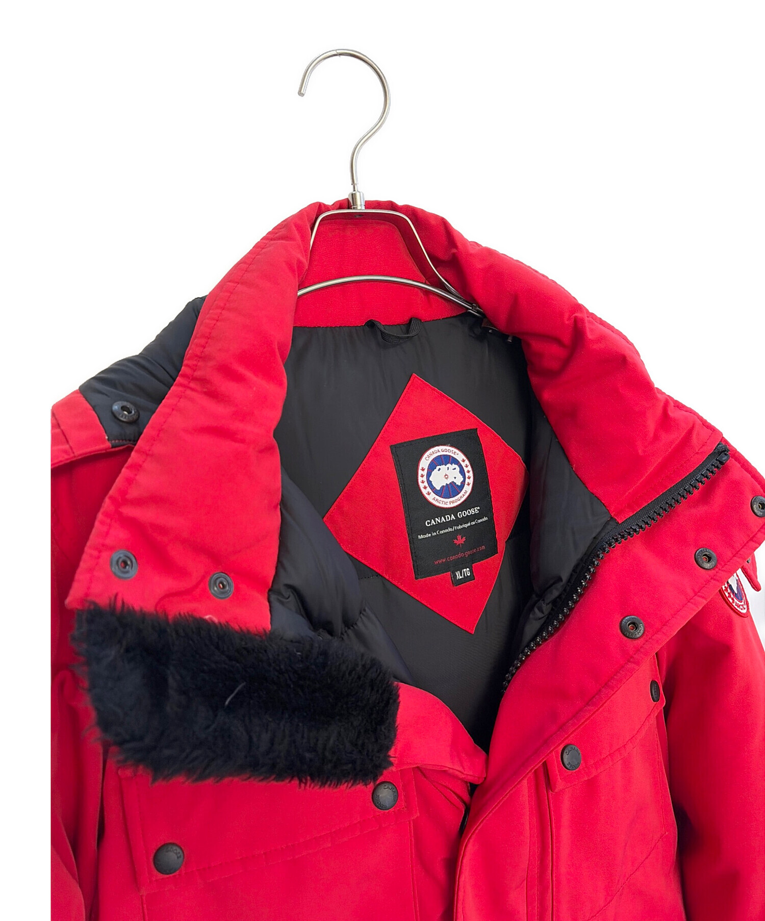 カナダグース　赤ダウンジャケット 中古・古着通販】CANADA GOOSE (カナダグース) ダウンジャケット
