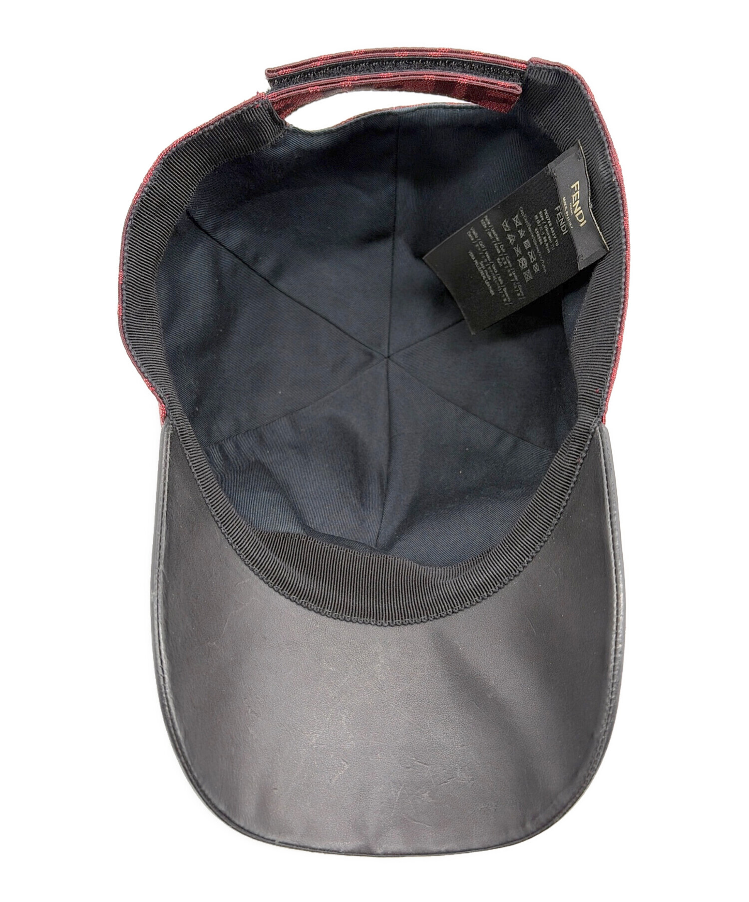 中古・古着通販】FENDI (フェンディ) キャップ レッド×ブラック