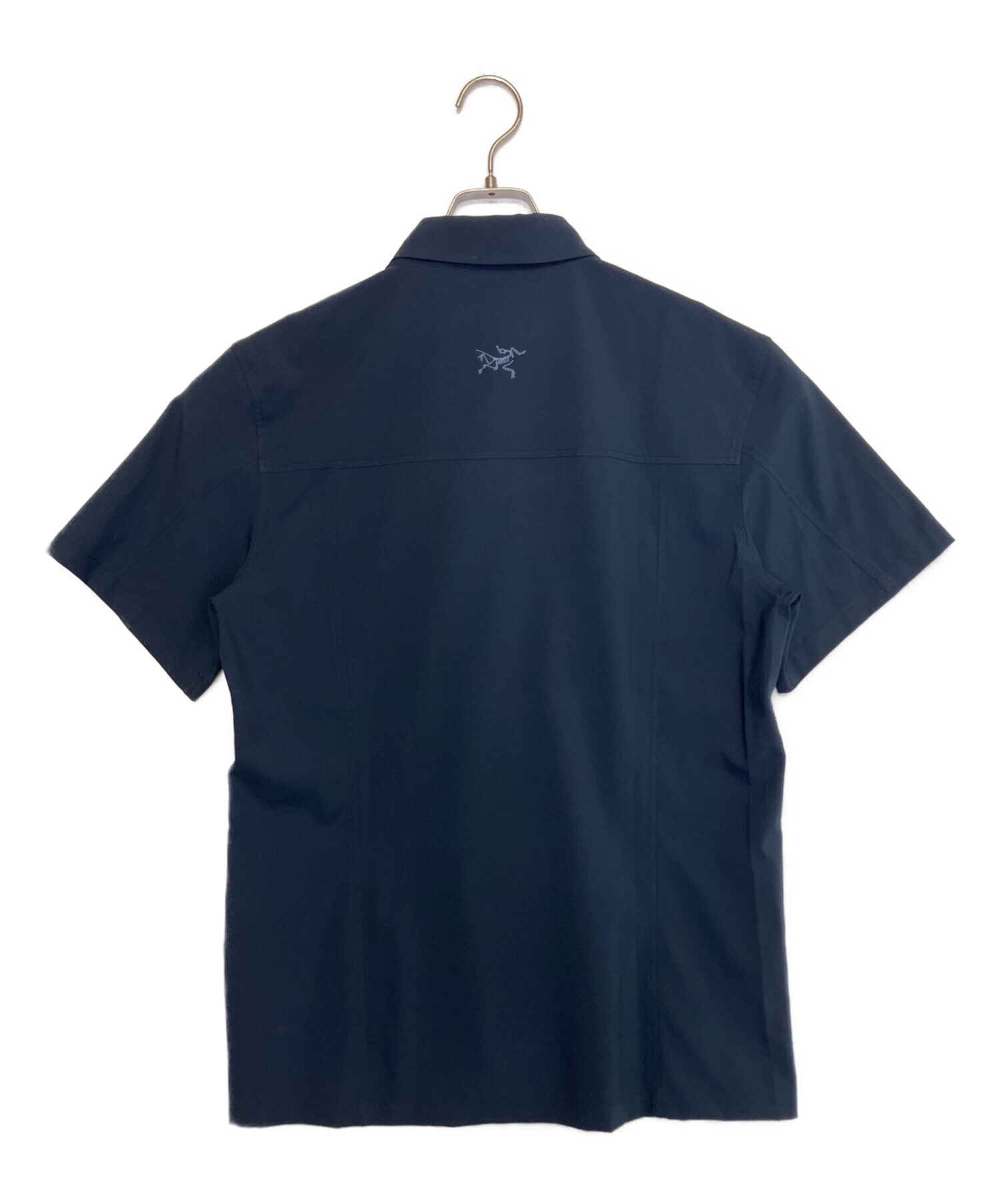 中古・古着通販】ARC'TERYX (アークテリクス) 半袖シャツ ネイビー