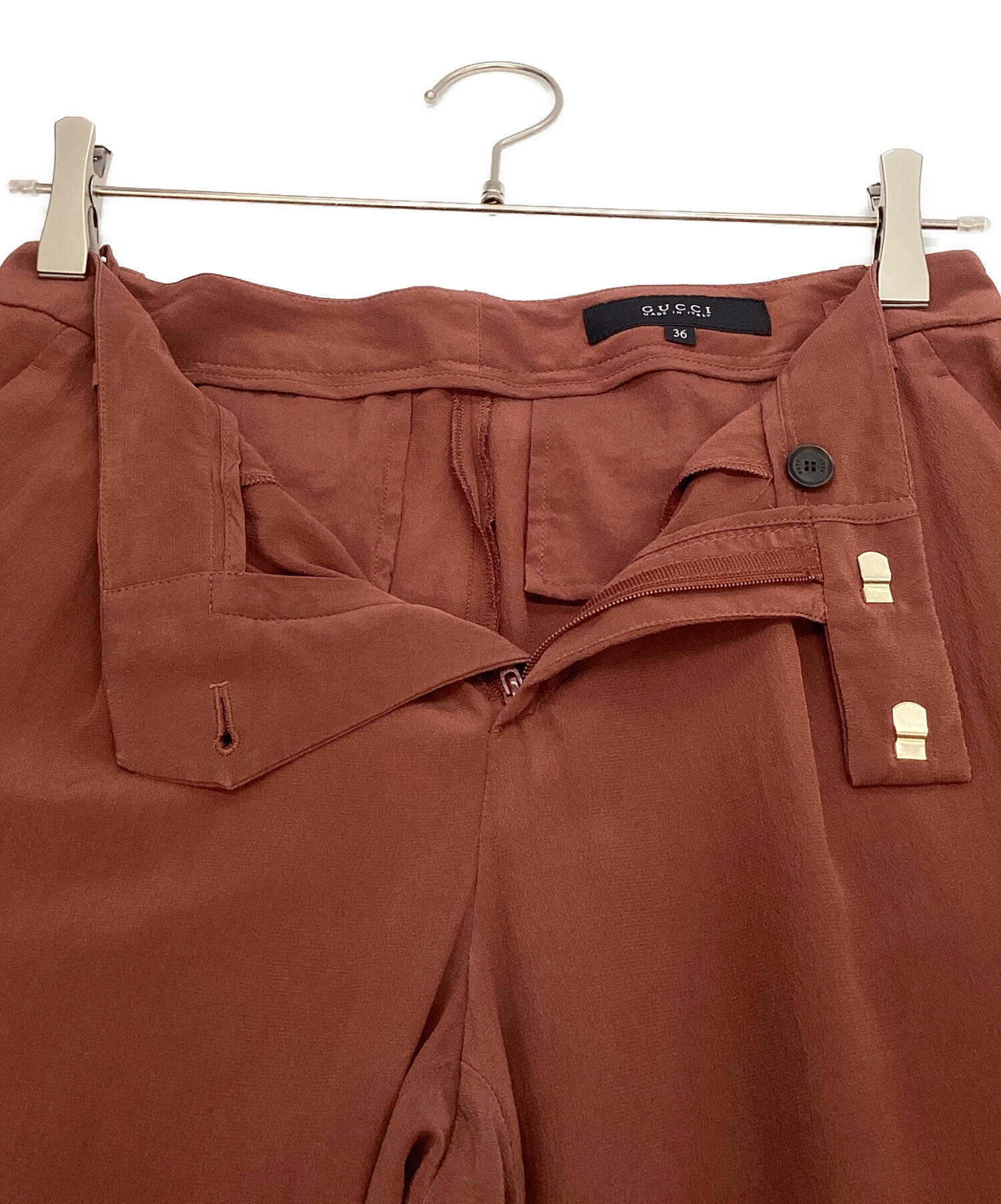 中古・古着通販】GUCCI (グッチ) シルクタックパンツ ブラウン サイズ