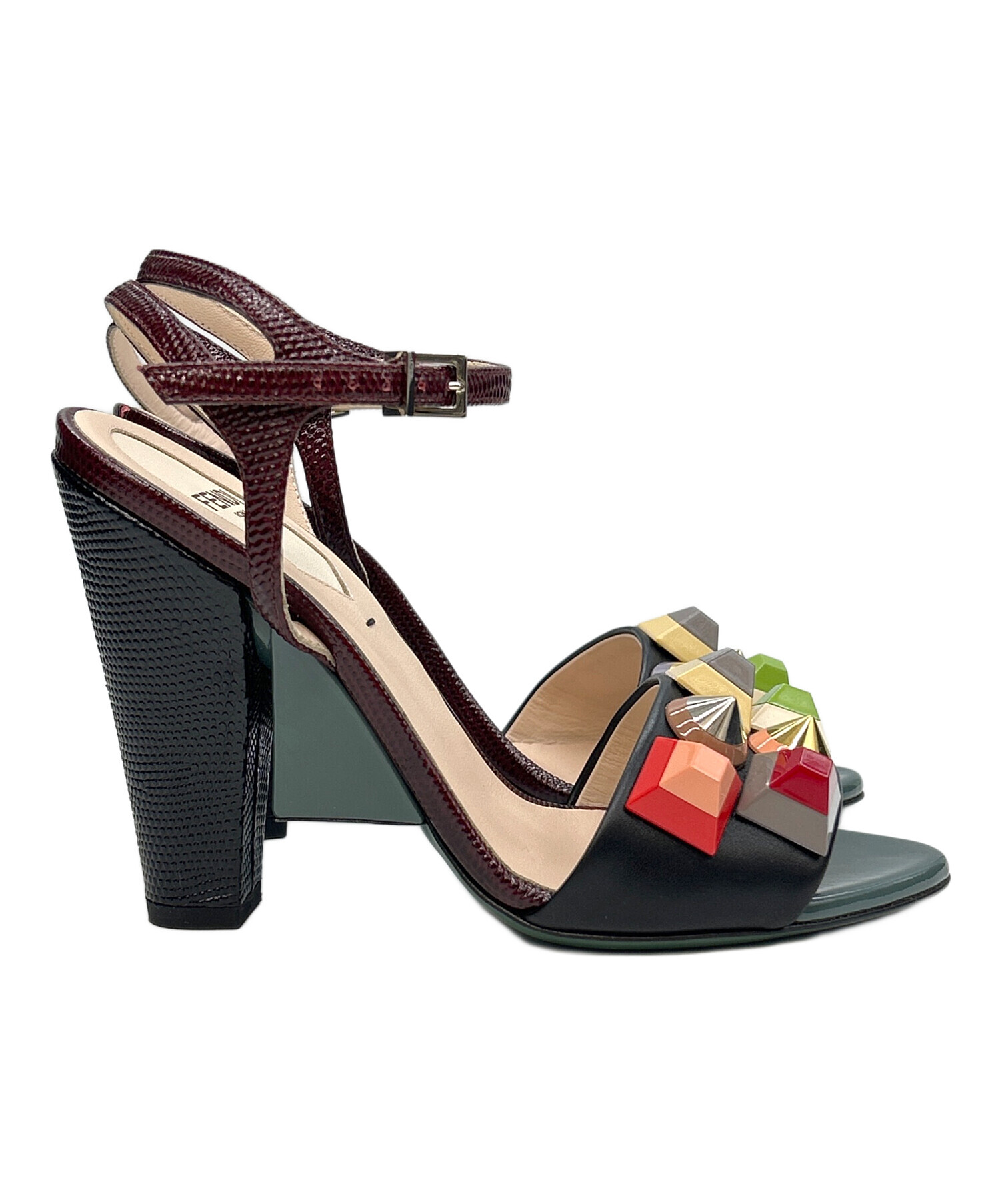 中古・古着通販】FENDI (フェンディ) スタッズサンダル サイズ:35