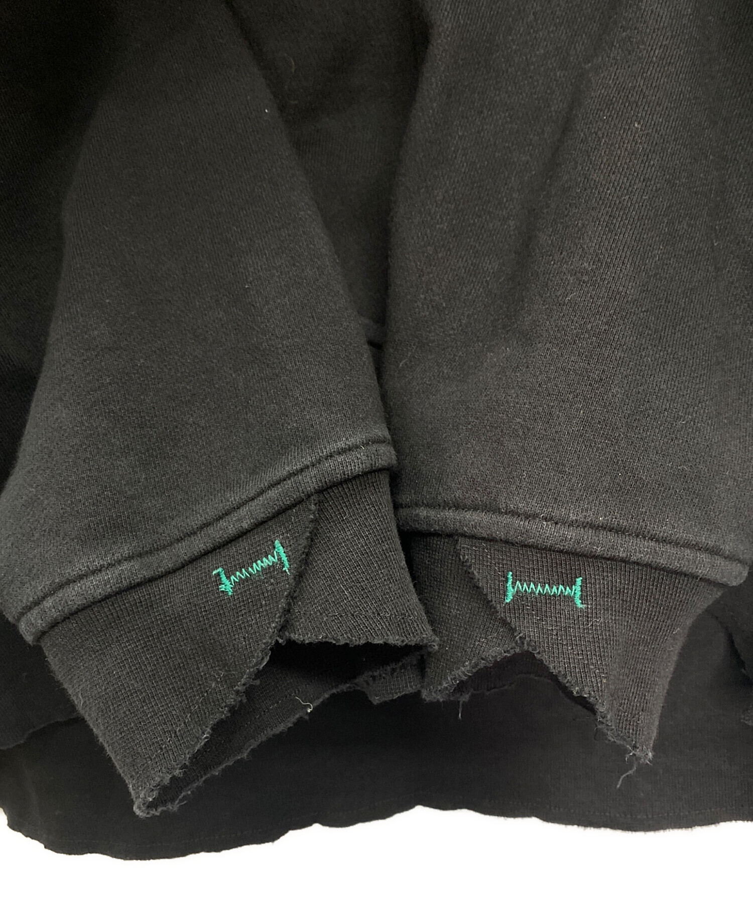 極美品. MONCLER \"ALICE アリス\" 確実正規品 カーキ 14A MONCLERとアリシア・キーズによるコラボレーションアイテムが発売開始