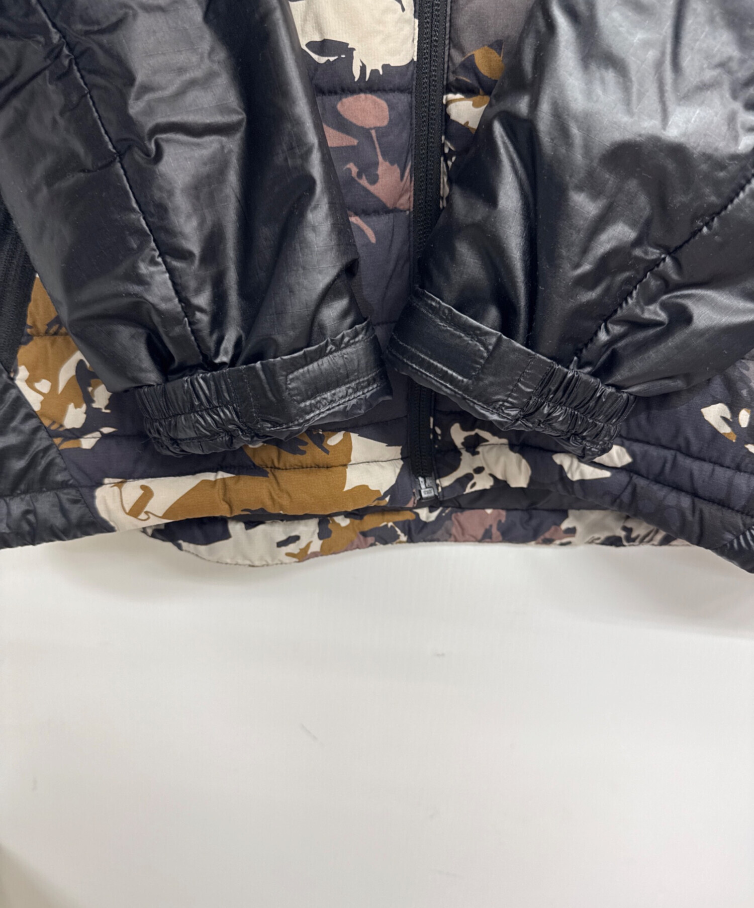 カンタベリー XL 迷彩柄 クイーンズインサレーションジャケット 未使用 中古・古着通販】Canterbury (カンタベリー) クイーンズ