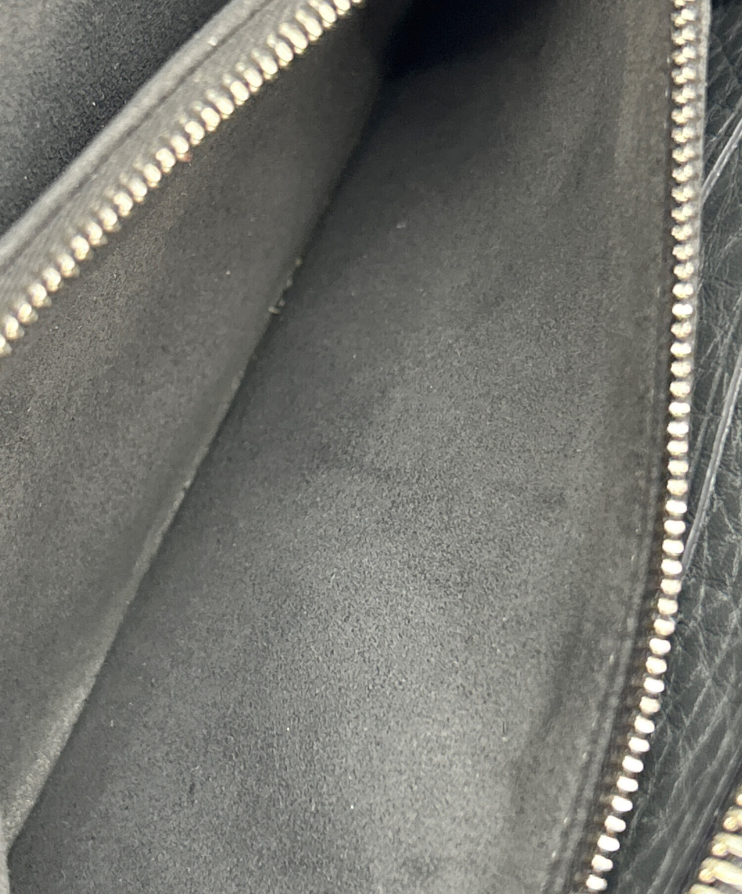 中古・古着通販】FENDI (フェンディ) ラウンドファスナー長財布