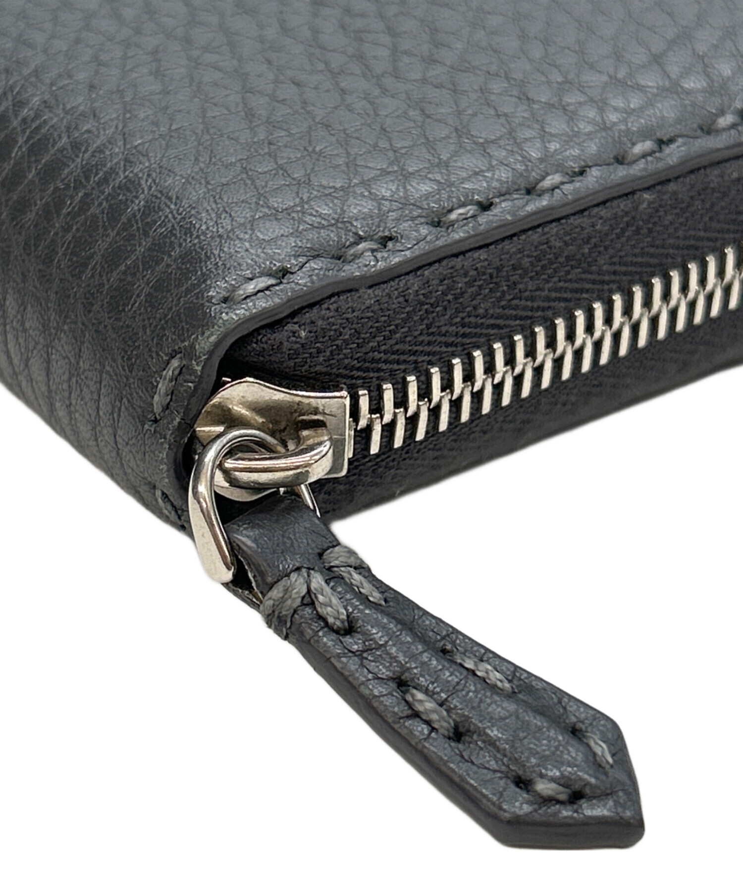 中古・古着通販】FENDI (フェンディ) ラウンドファスナー長財布