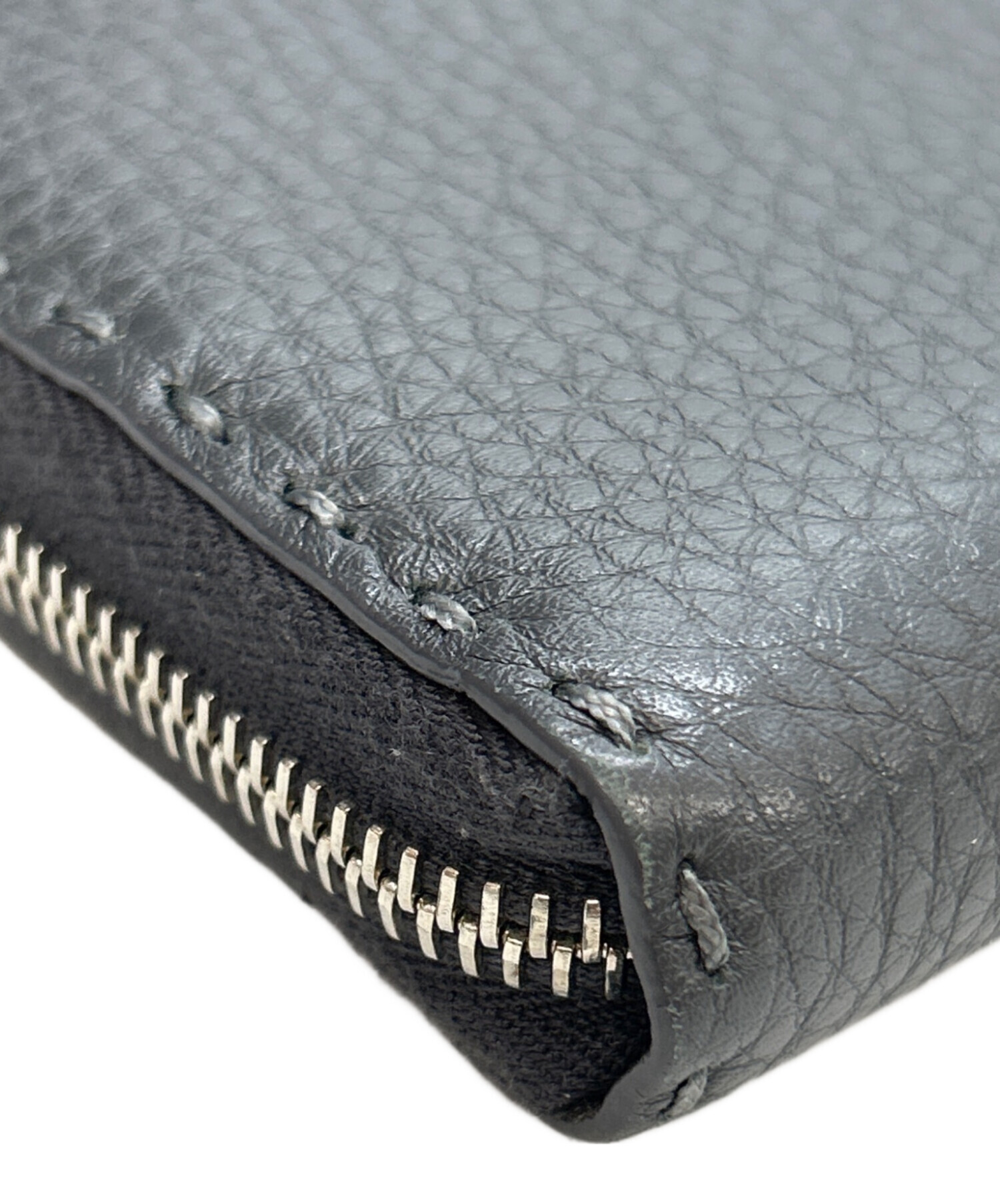 中古・古着通販】FENDI (フェンディ) ラウンドファスナー長財布