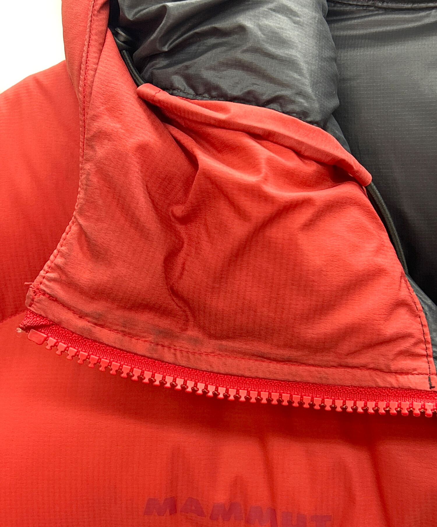 中古・古着通販】MAMMUT (マムート) ダウンジャケット レッド サイズ