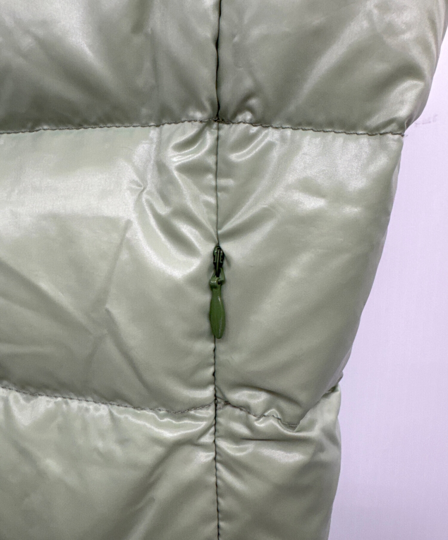 値下げ！MONCLER モンクレール 春色ミントグリーン ベスト 値下げ！MONCLER モンクレール 春色ミントグリーン ベスト