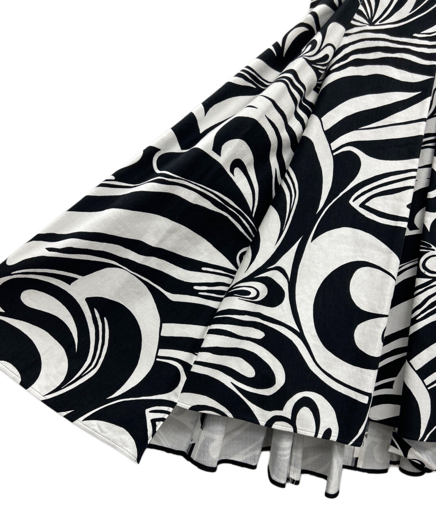 中古・古着通販】ADORE (アドーア) モノトーンフラワープリント