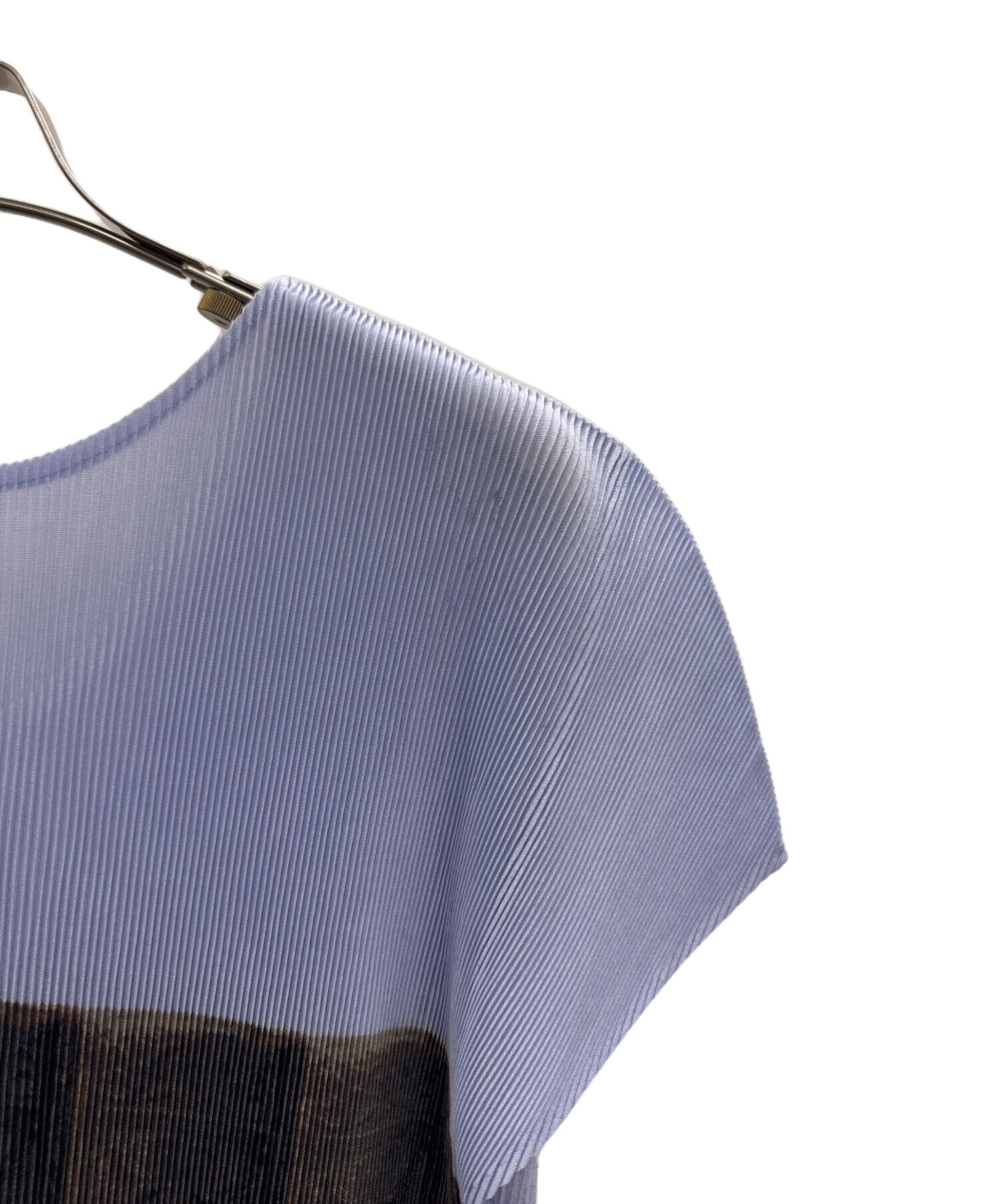 PLEATS PLEASE プリーツ 半袖トップス アイボリー サイズ:3 PLEATS PLEASE ISSEY MIYAKE - PLEATS PLEASE プリーツプリーズ 半袖