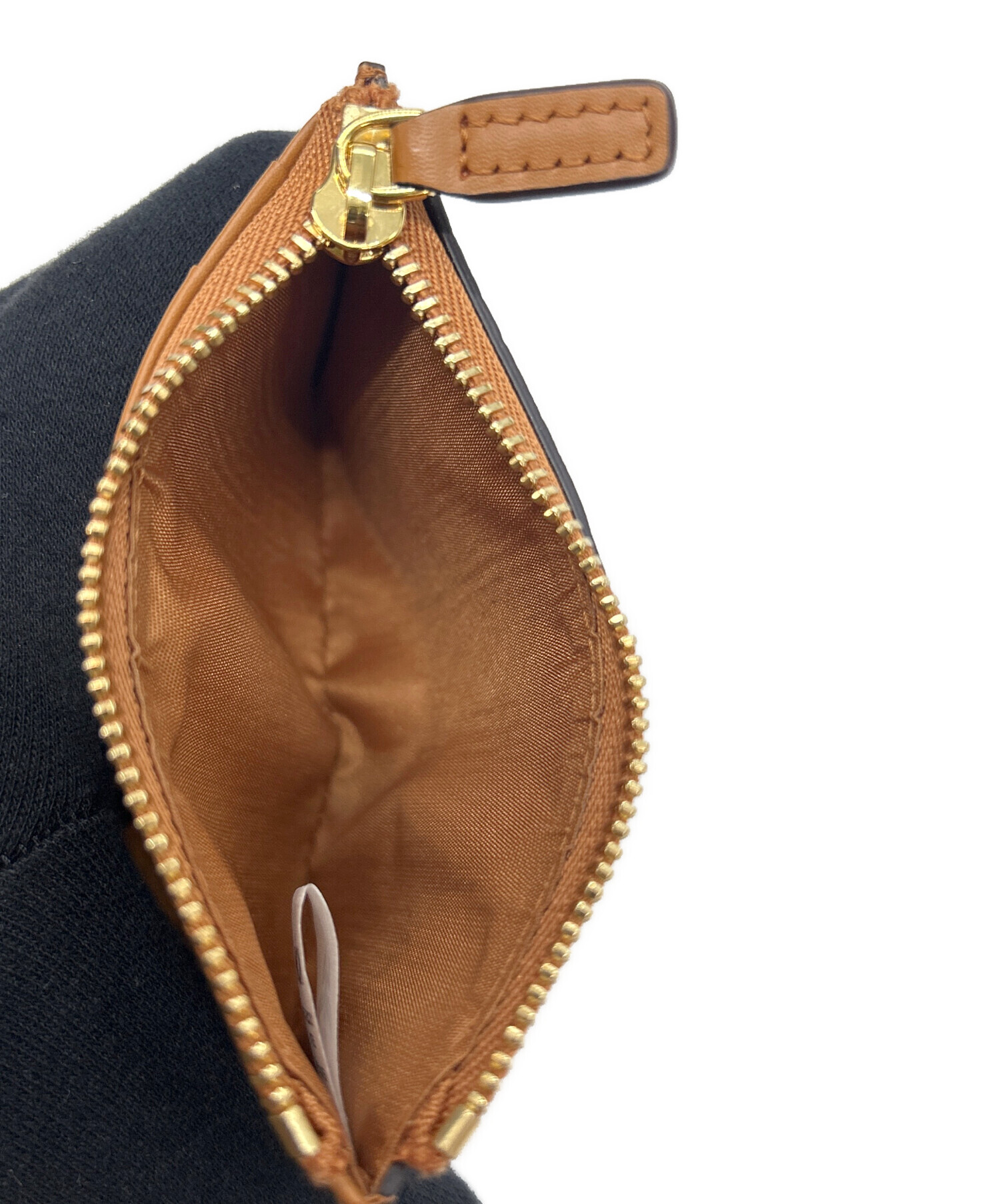 中古・古着通販】MCM (エムシーエム) クレヨンしんちゃん (クレヨン