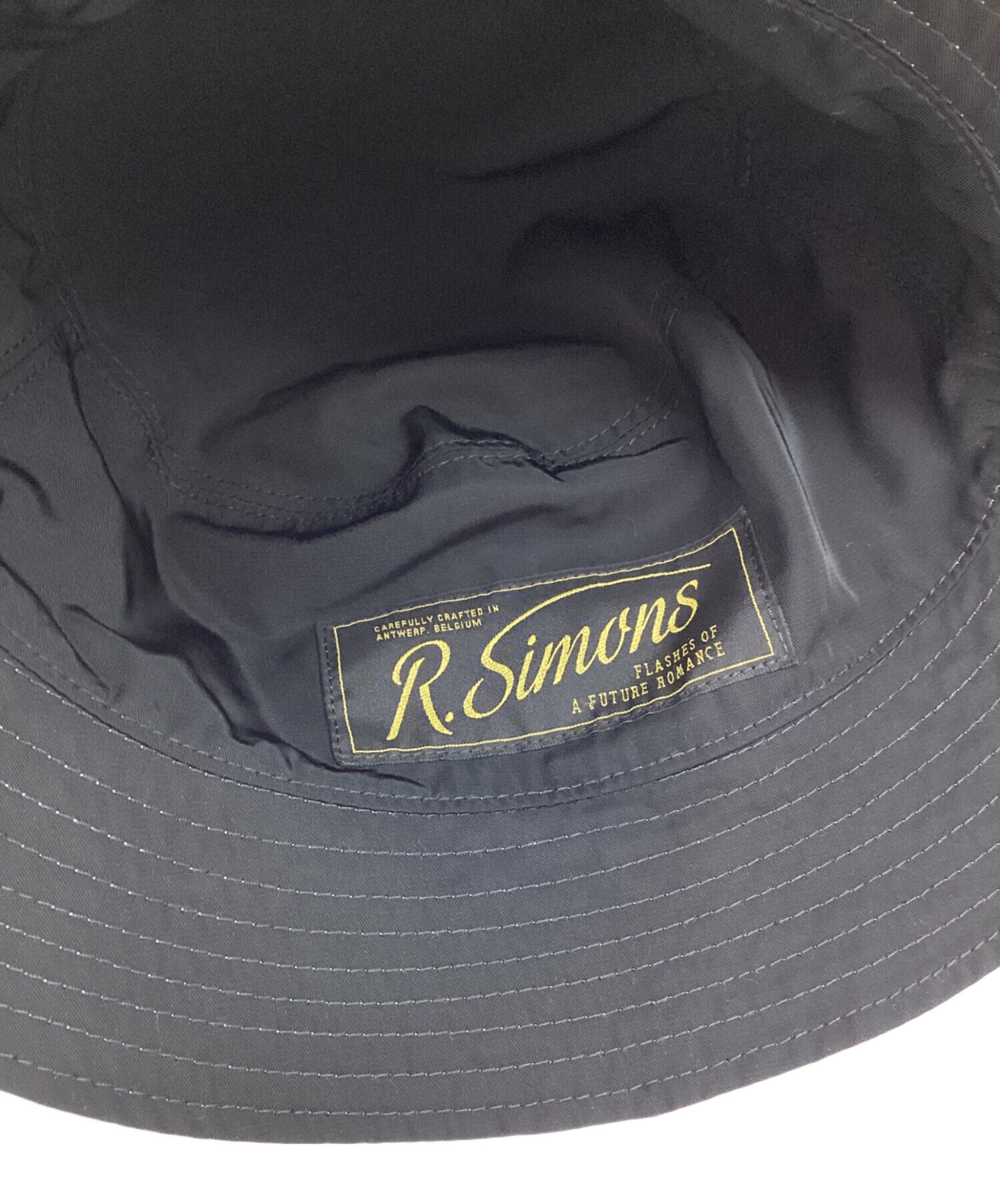 RAF SIMONS バケットハット S/M ブラック 中古・古着通販】RAF SIMONS (ラフシモンズ) リバーシブルバケット