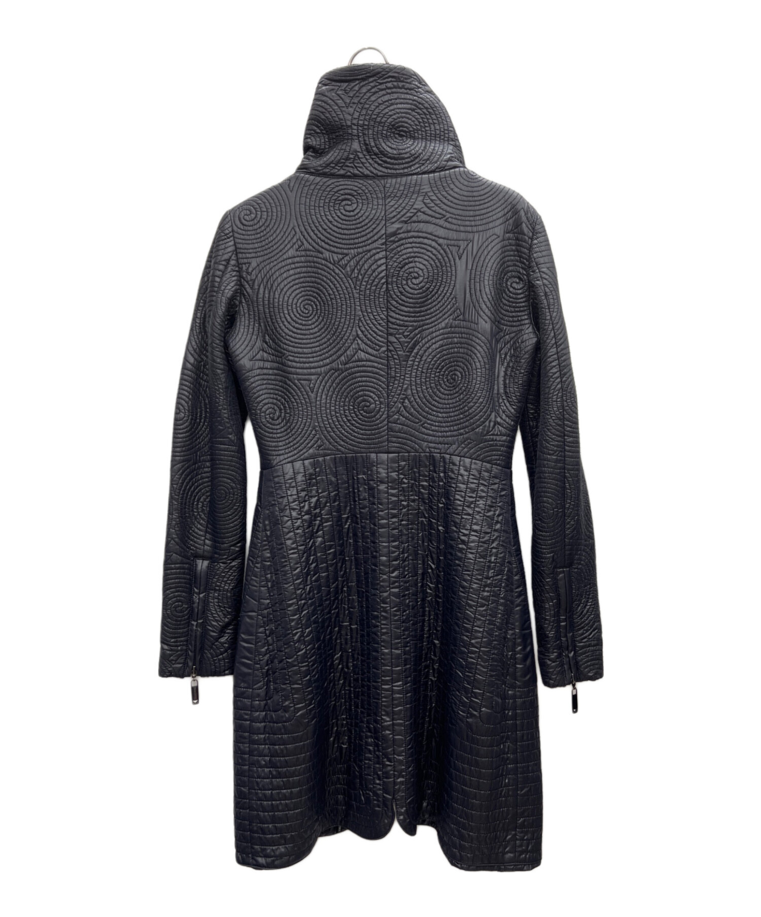 美品✨EMPORIO ARMANI ロングコート 黒 キルティング 中古・古着通販】EMPORIO ARMANI (エンポリオ アルマーニ