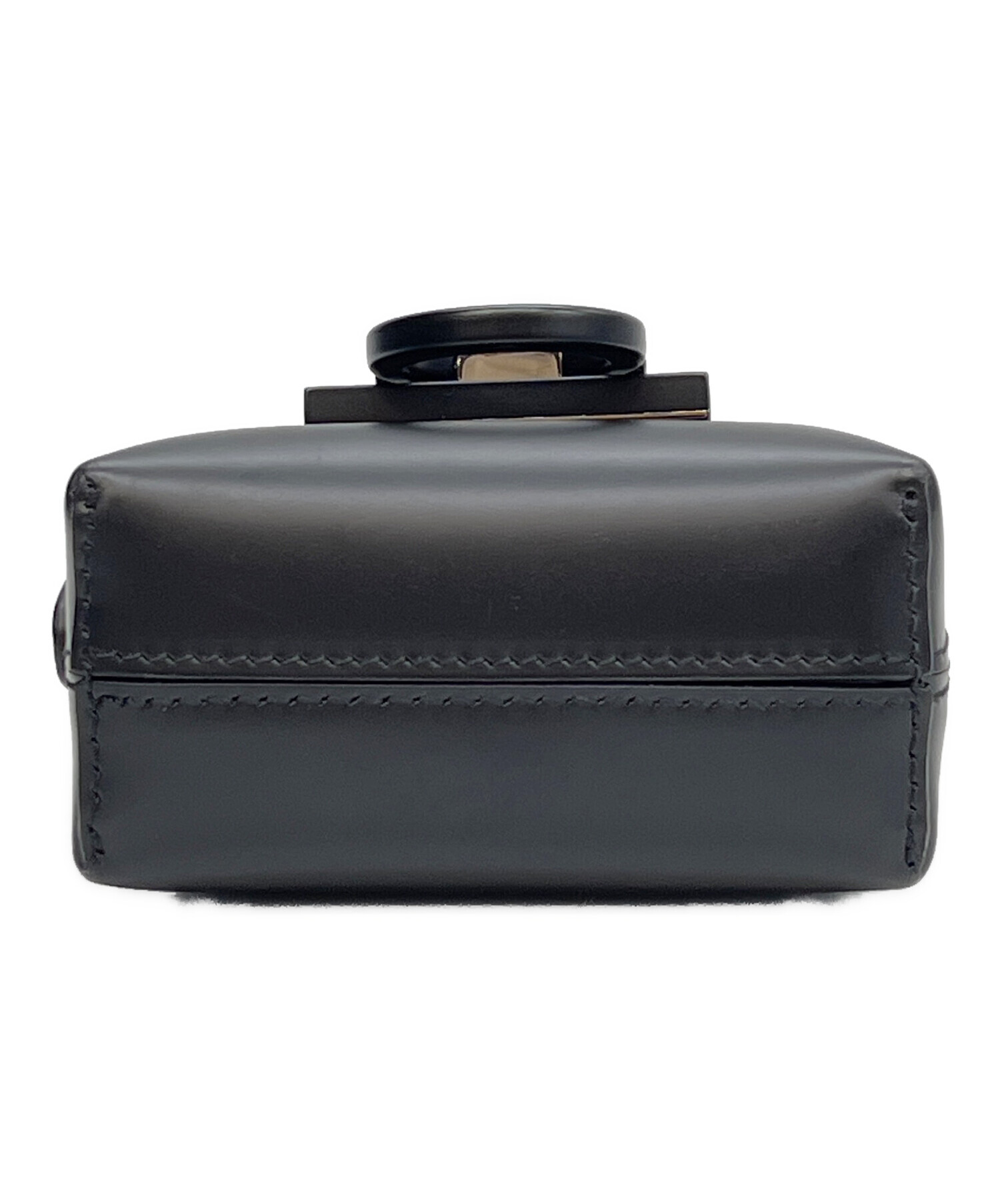 サルヴァトーレ フェラガモブラック ミニハンドバッグ 新品未使用 中古・古着通販】Salvatore Ferragamo (サルヴァトーレ フェラガモ