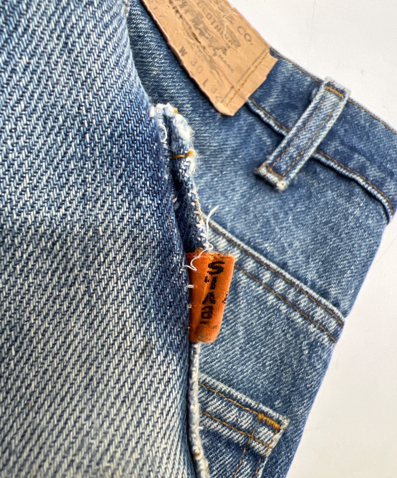 中古・古着通販】LEVI'S (リーバイス) 519-0217 1984年製 インディゴ