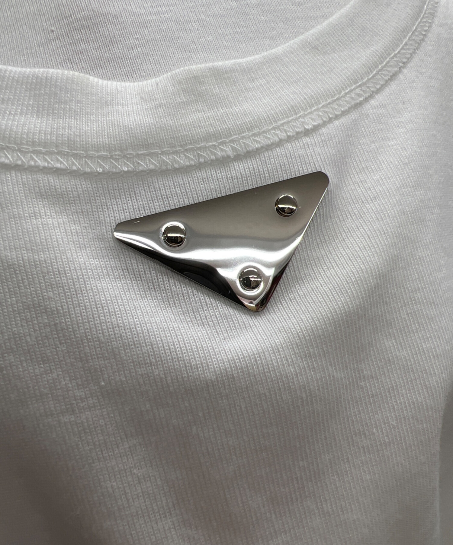 中古・古着通販】PRADA (プラダ) トライアングルロゴプレートタンク