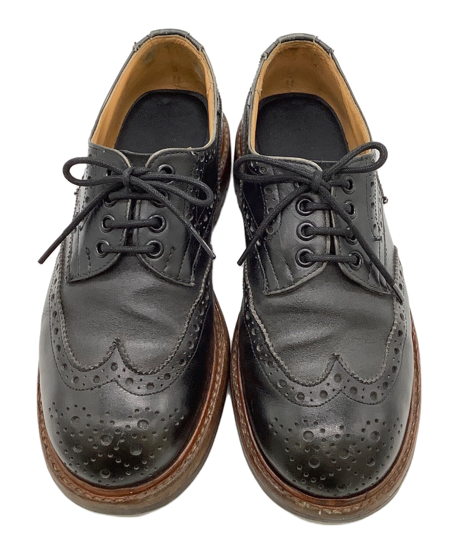 【SALE】Tricker's 黒 レザー ウィングチップ シューズ 中古・古着通販】Tricker's (トリッカーズ) ウィングチップシューズ