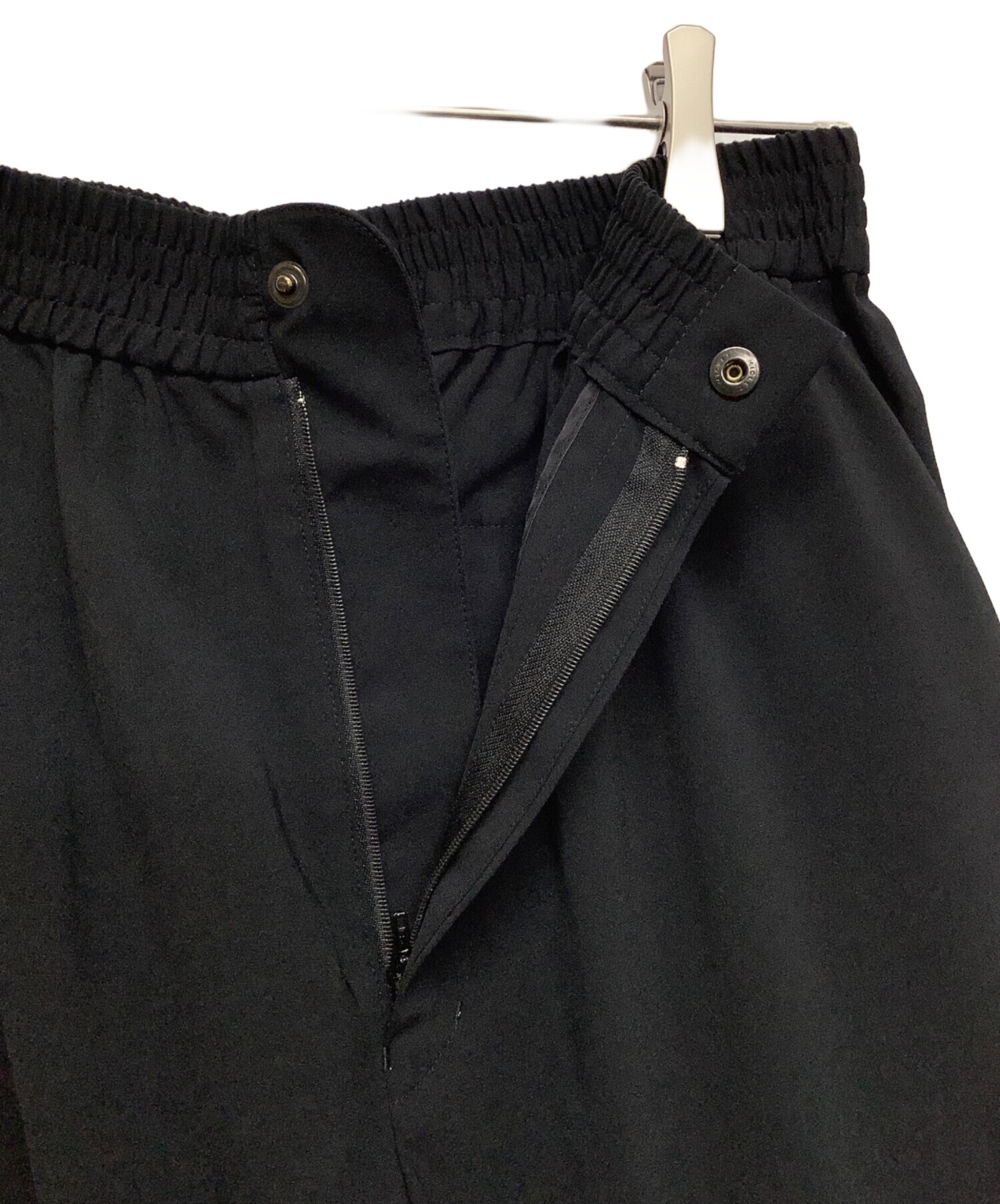 中古・古着通販】HYKE (ハイク) テーパードパンツ ブラック サイズ:2