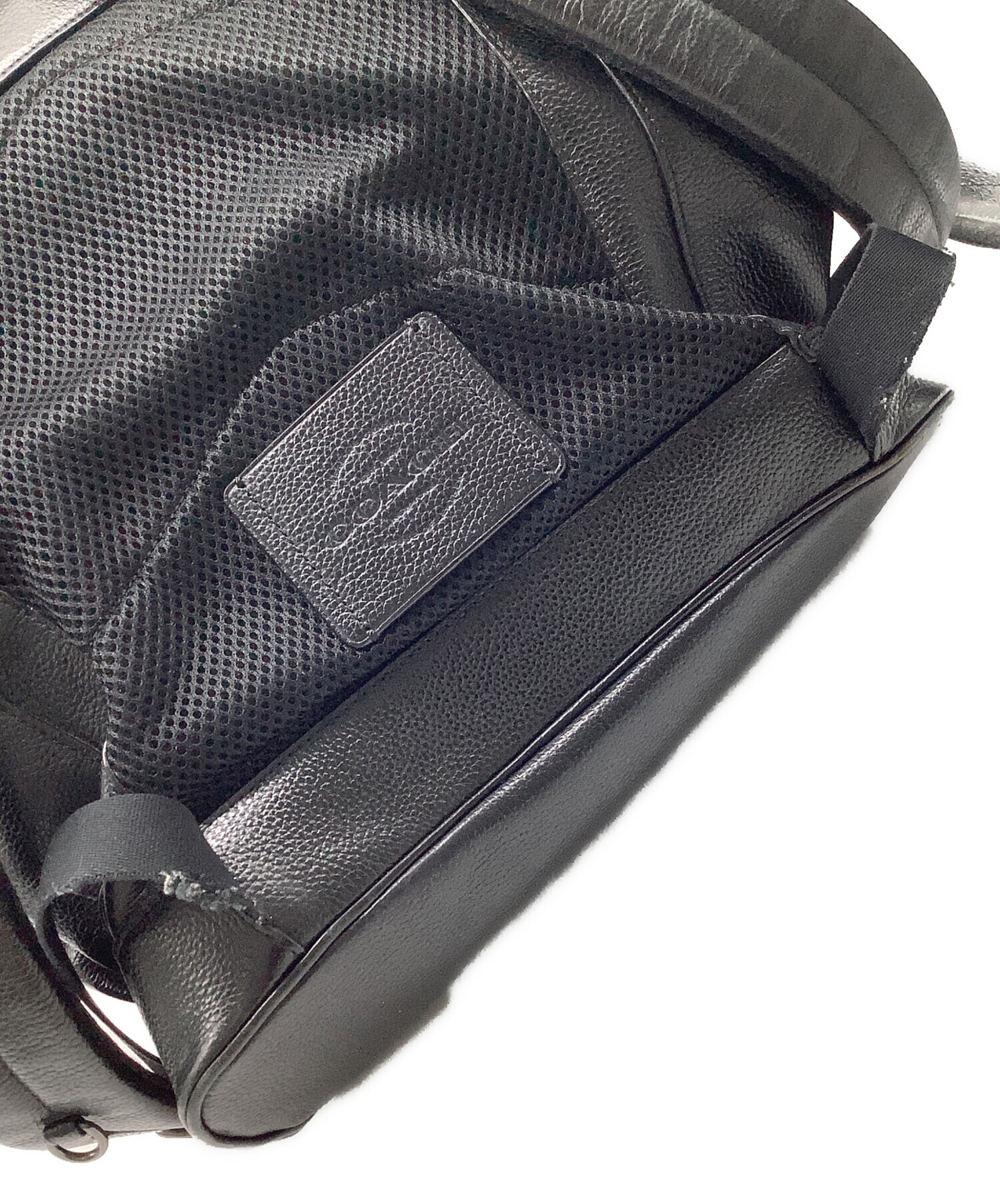 未使用☆COACH レザーリュック 未使用 保存袋付き ブラック 中古・古着通販】COACH (コーチ) レザーリュック ブラック