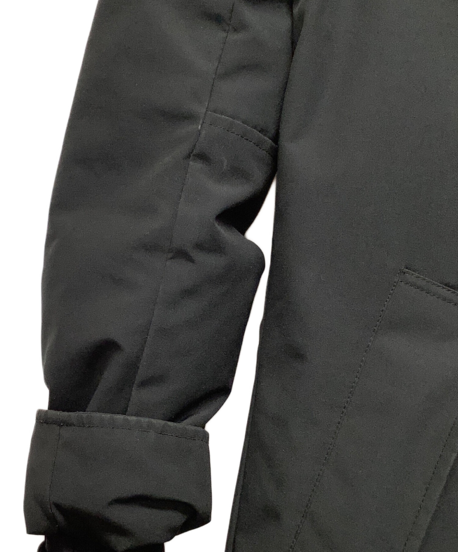 中古・古着通販】CANADA GOOSE (カナダグース) ダウンジャケット 中古・古着通販】CANADA GOOSE (カナダグース) ダウンジャケット