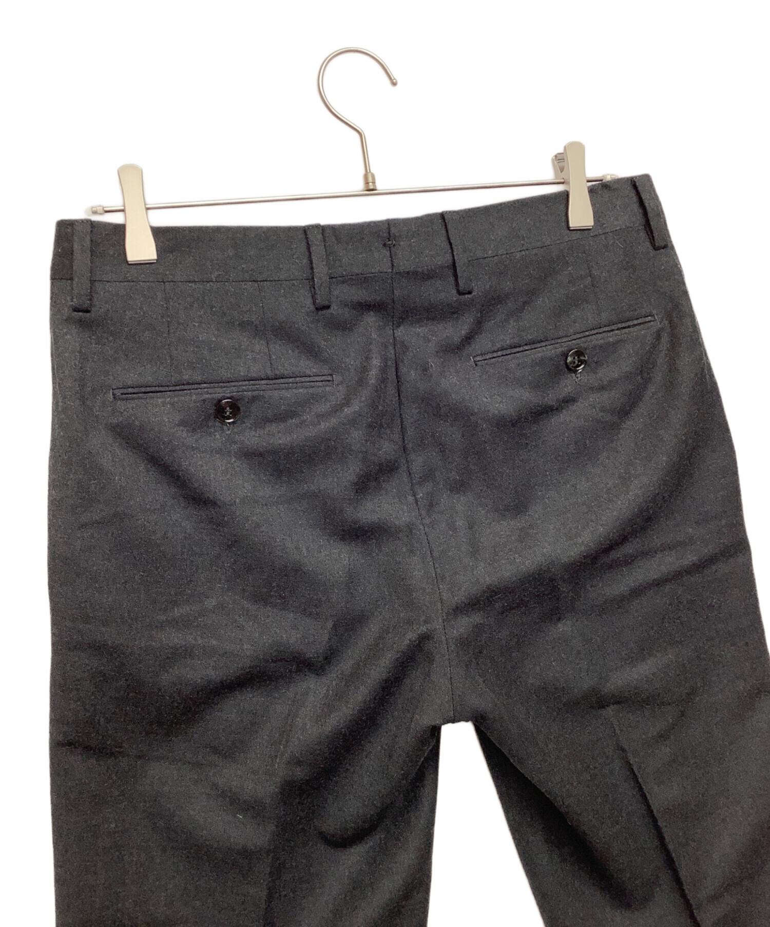 未使用タグ付 BEAMS GERMANO スラックスパンツ 46 グレー 無地 中古・古着通販】GERMANO (ジェルマーノ) BEAMS (ビームス) センター