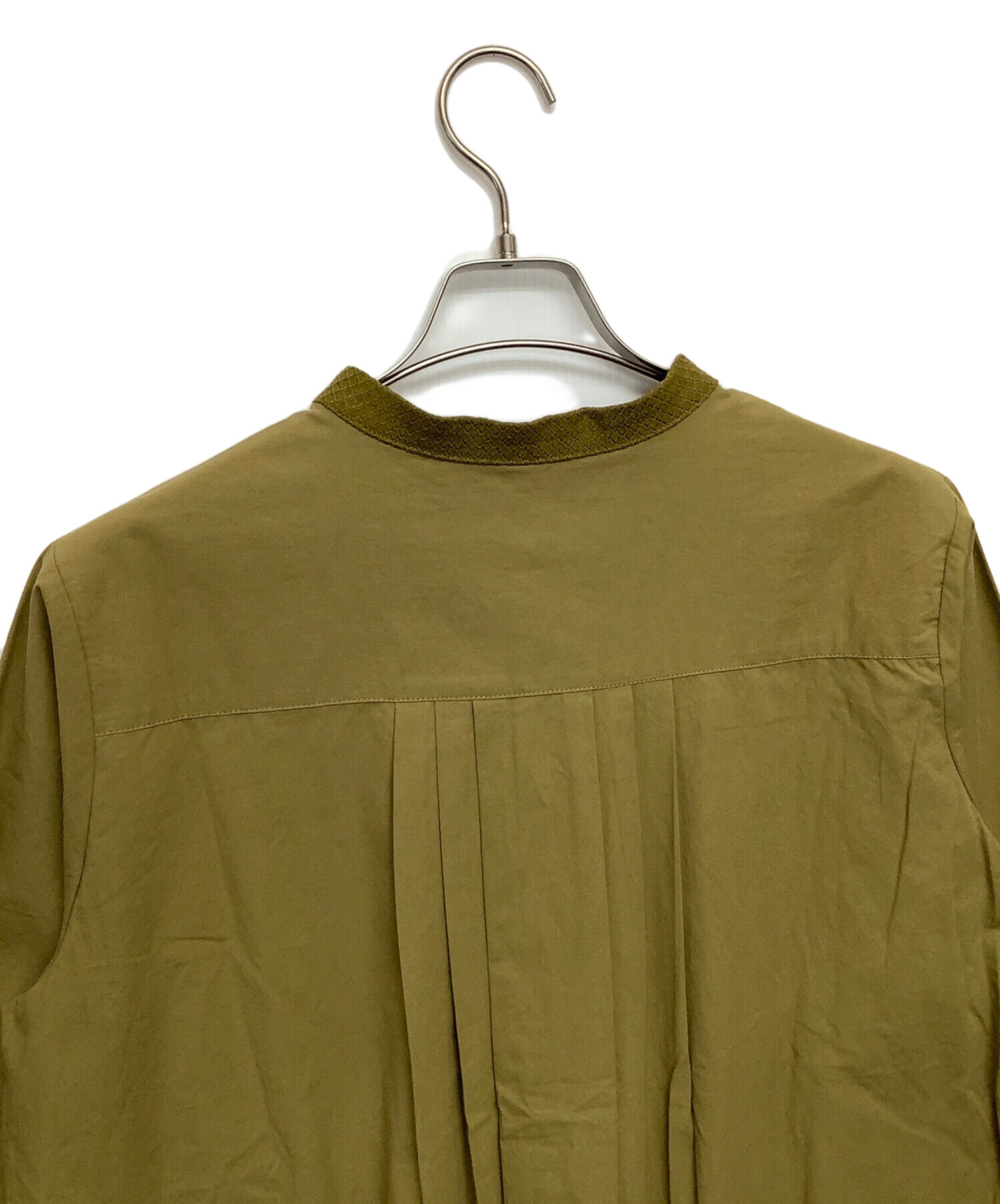 中古・古着通販】kelen (ケレン) バンドカラーシャツ カーキ サイズ:S 