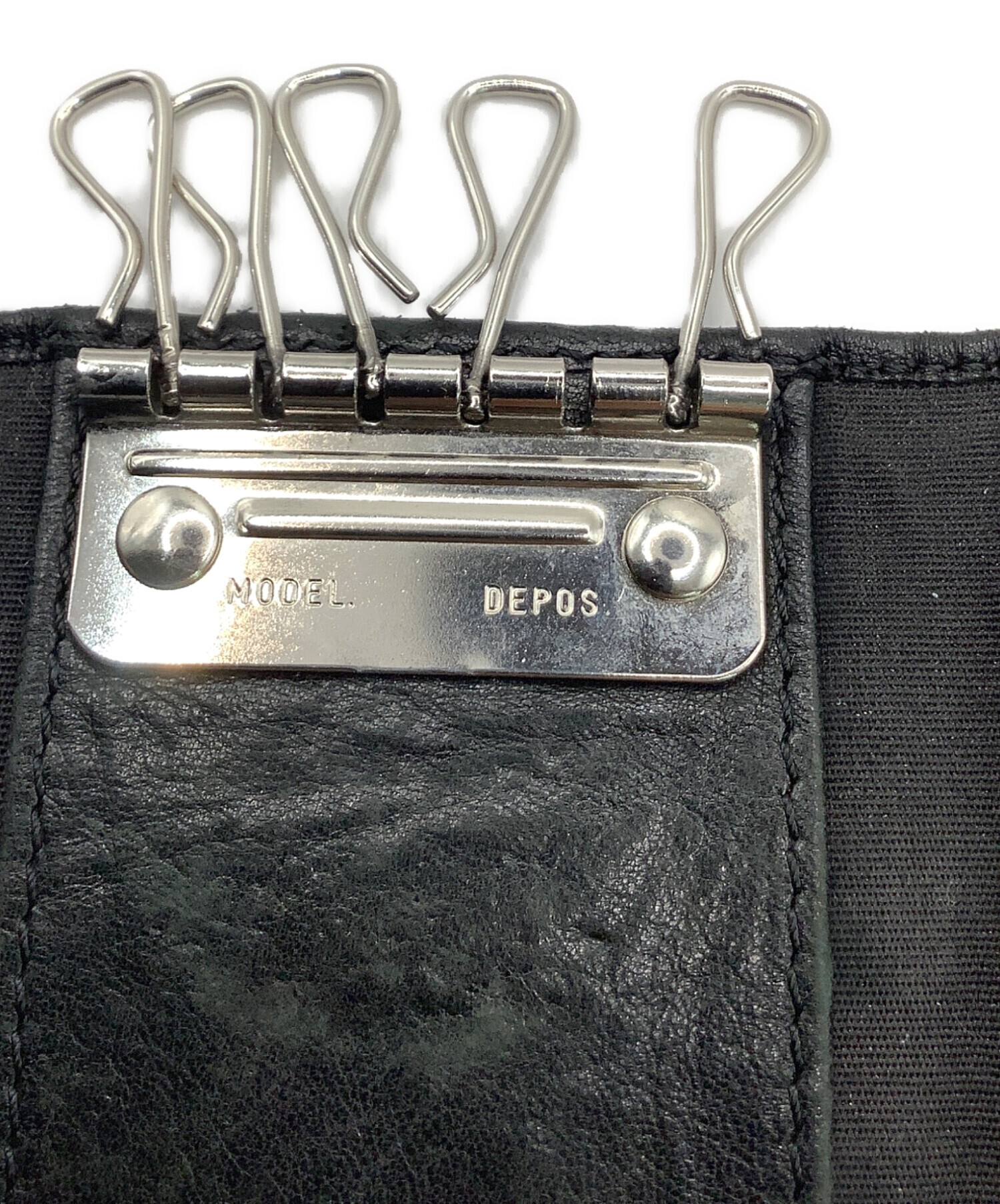 中古・古着通販】JIMMY CHOO (ジミーチュウ) 6連キーケース ブラック