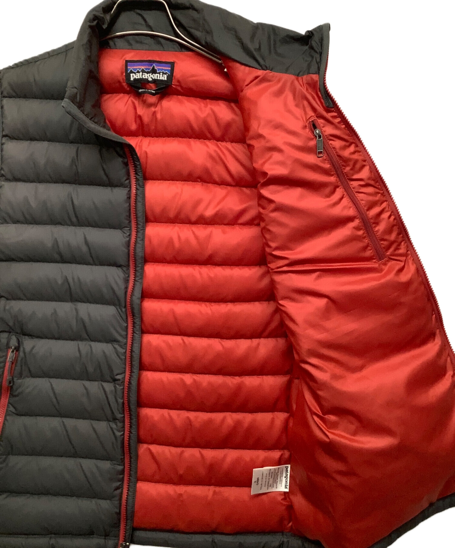 中古・古着通販】Patagonia (パタゴニア) ダウンベスト グレー サイズ 