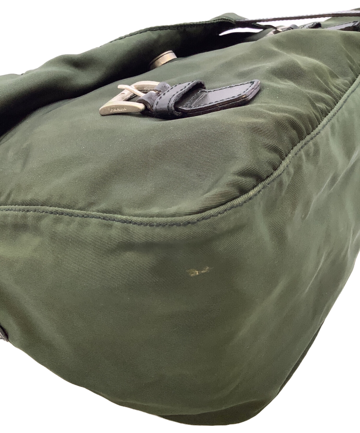 PRADA ナイロン ショルダーバッグ グリーン ヴィンテージ プラダ 肩掛け PRADA プラダ ナイロン チェーン ショルダーバッグ ヴィンテージ