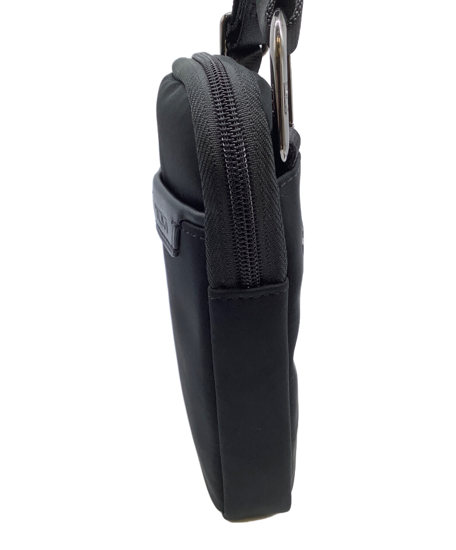 中古・古着通販】TUMI (トゥミ) スモール・クロス・ボディ・ポーチ