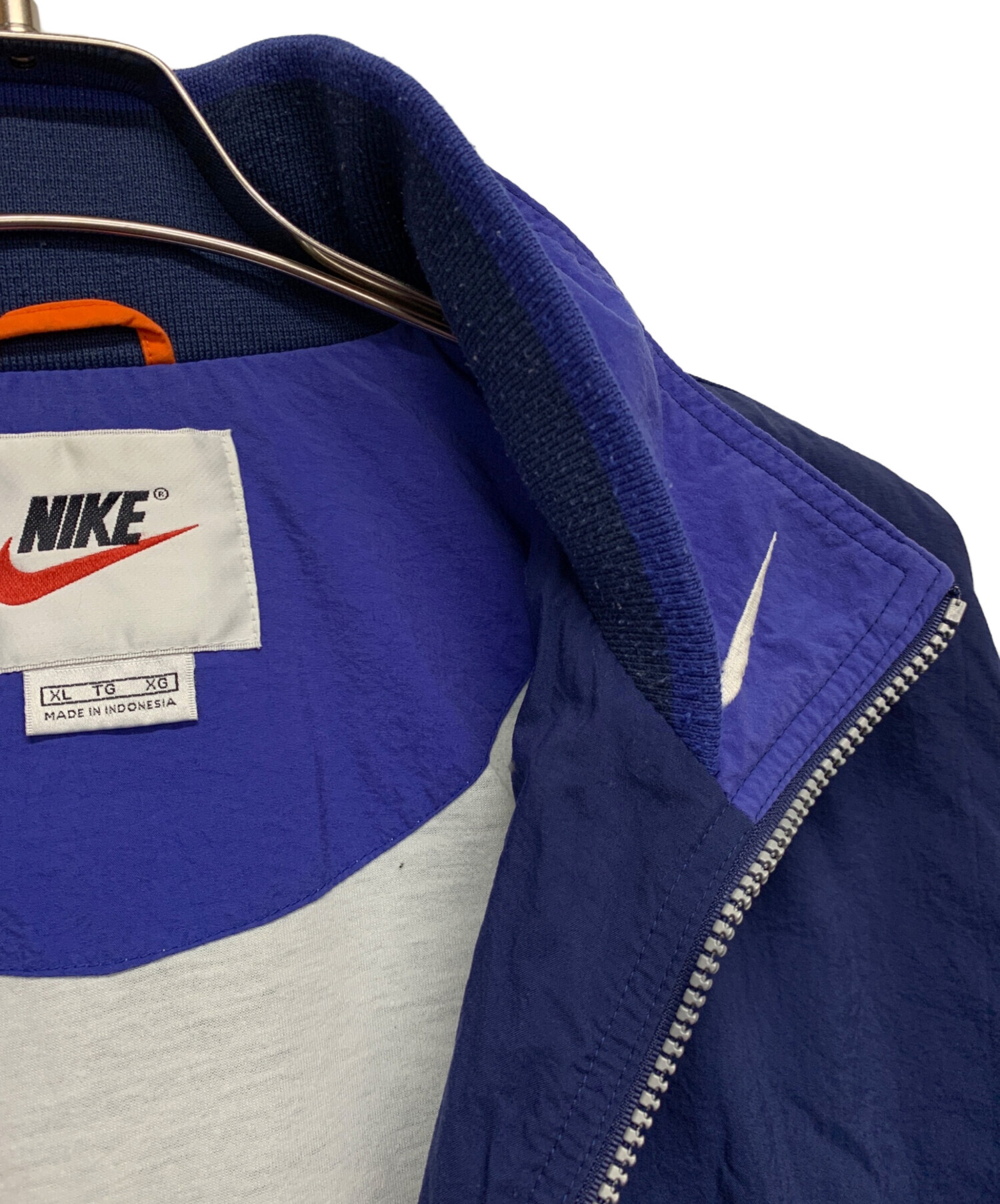 中古・古着通販】NIKE (ナイキ) ナイロンジャケット ネイビー×オレンジ