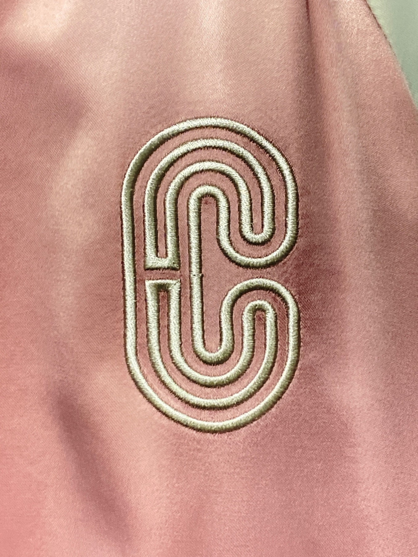 中古・古着通販】COACH (コーチ) グラデーション刺繍スカジャン ピンク