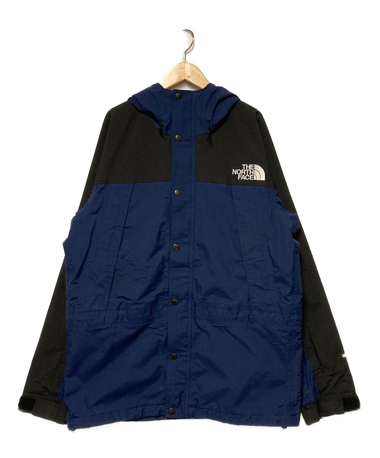THE NORTH FACE ノースフェイス マウンテンジャケット 古着 紺×黒 中古・古着通販】THE NORTH FACE (ザ ノース フェイス) マウンテン