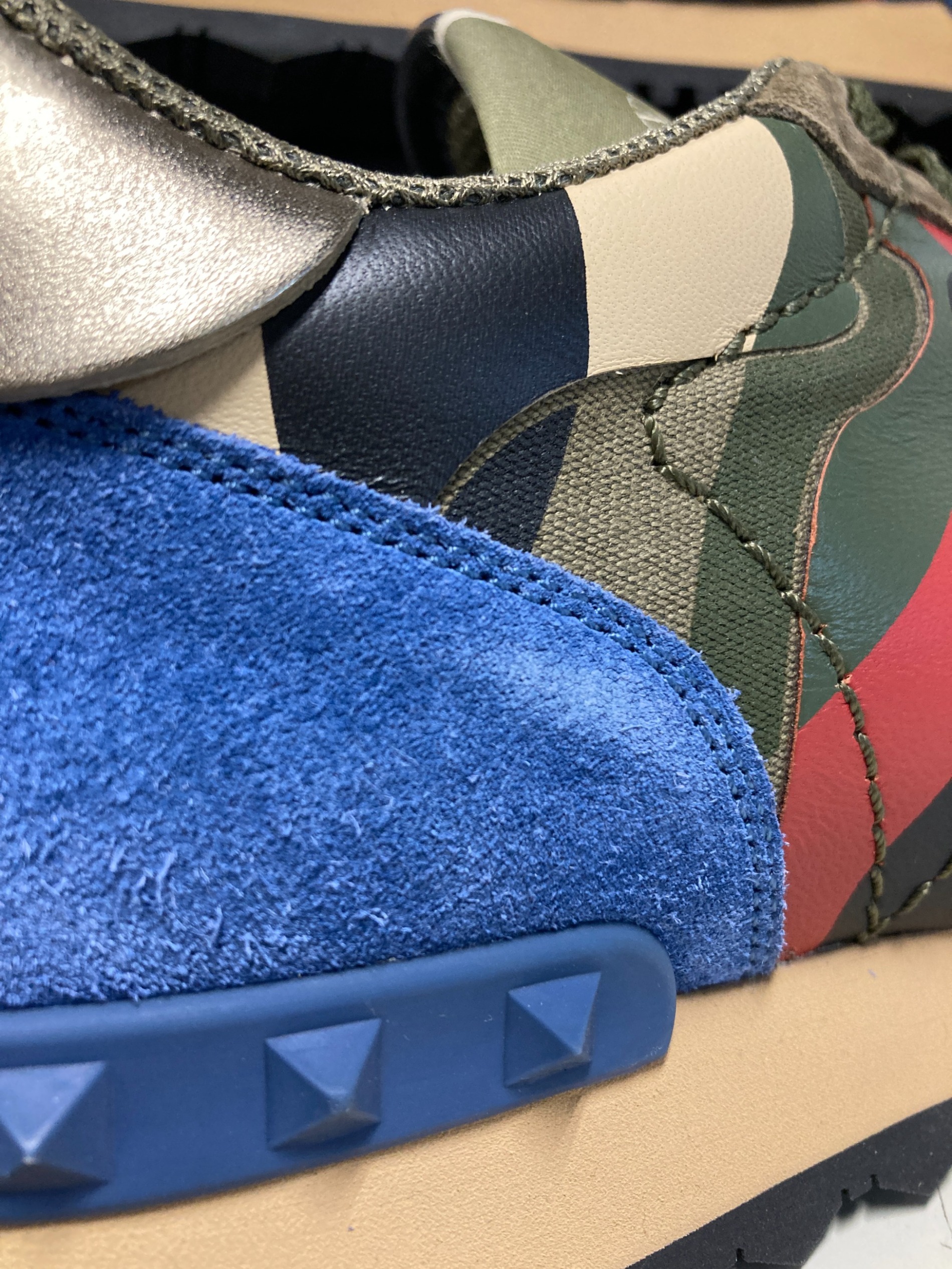 中古・古着通販】VALENTINO (ヴァレンティノ) ロックランナー