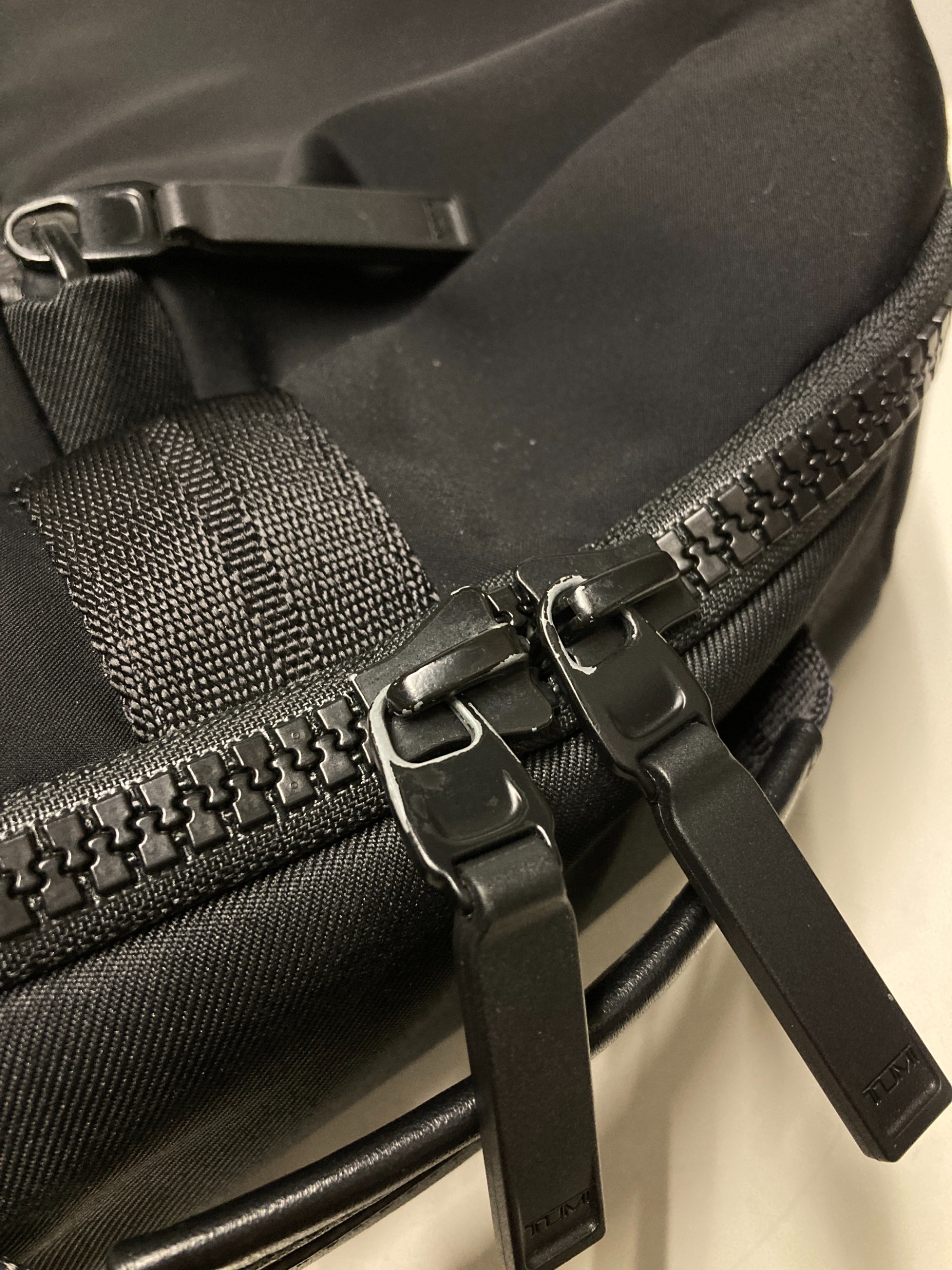 中古・古着通販】TUMI (トゥミ) トレイルコンバーチブルバックパック 