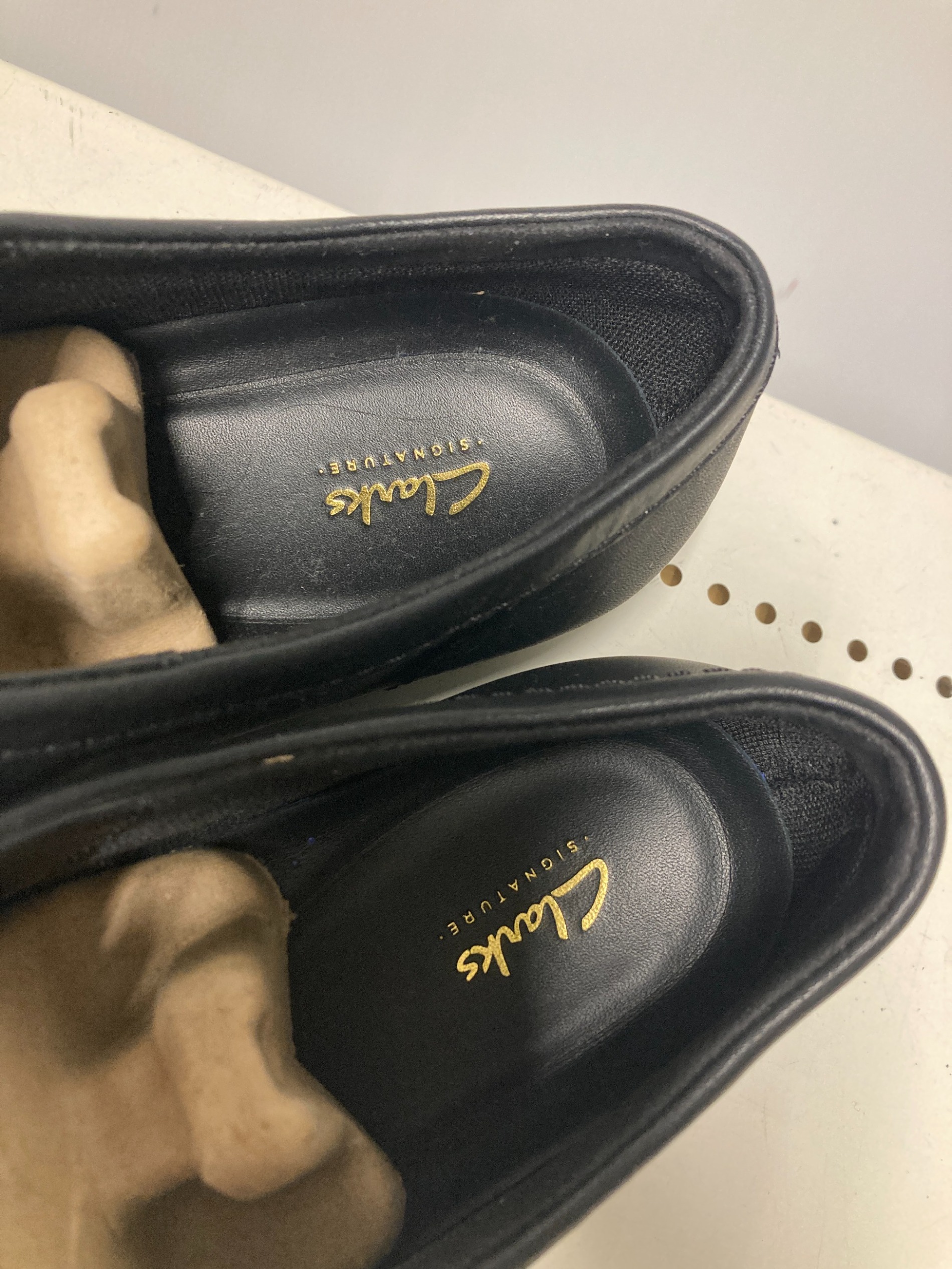 Clarks クラークス　WallabeeEVO WP 中古品 中古・古着通販】CLARKS (クラークス) WALLABEEEVO WP ブラック サイズ