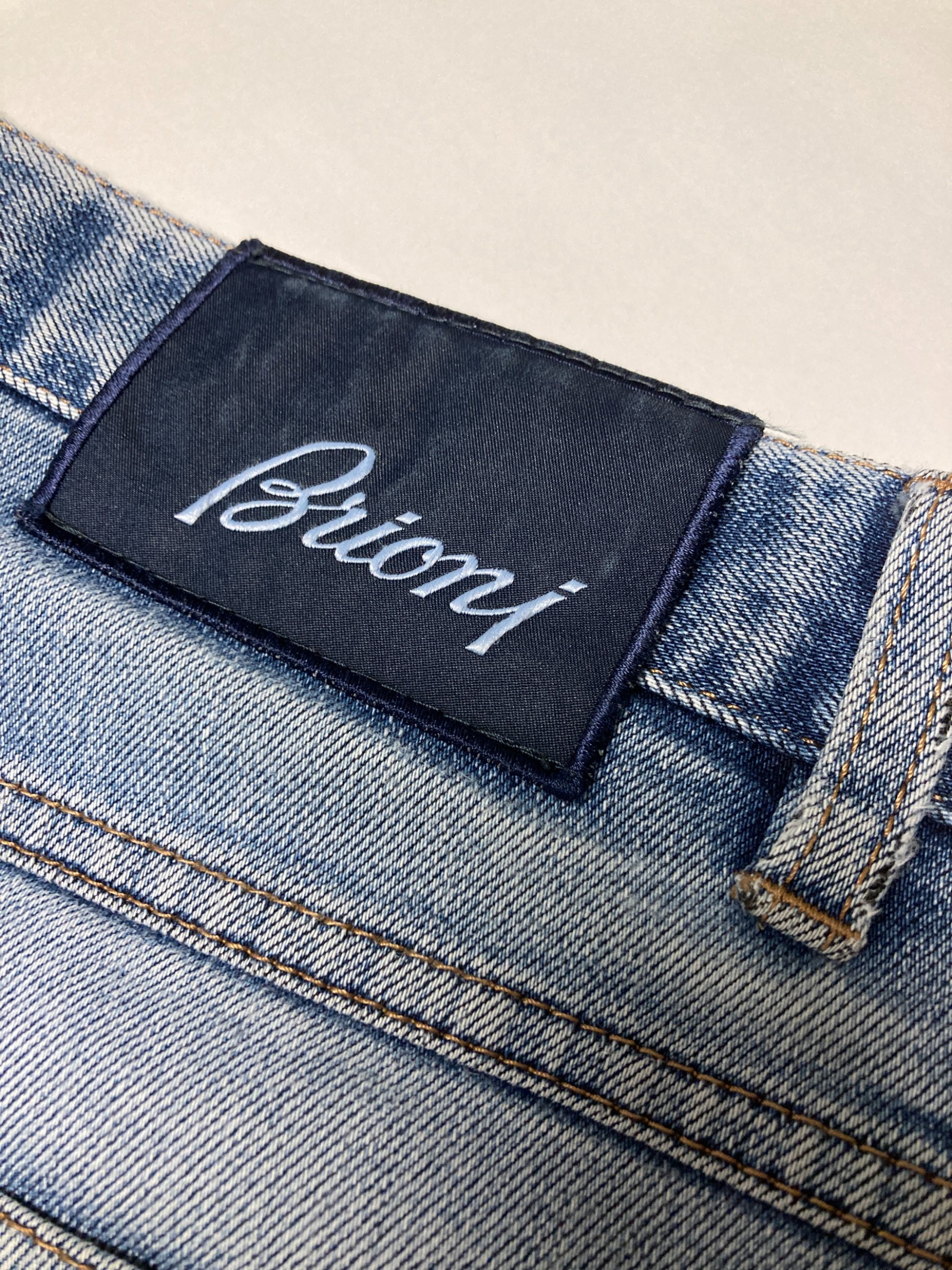 Brioni メンズ デニム パンツ 34 古着 クロコ Brioni メンズ デニム パンツ 34 古着 クロコ 【公式通販】