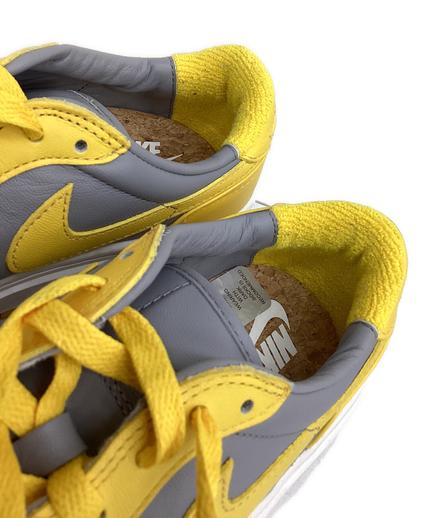 中古・古着通販】NIKE (ナイキ) スニーカー イエロー×グレー サイズ