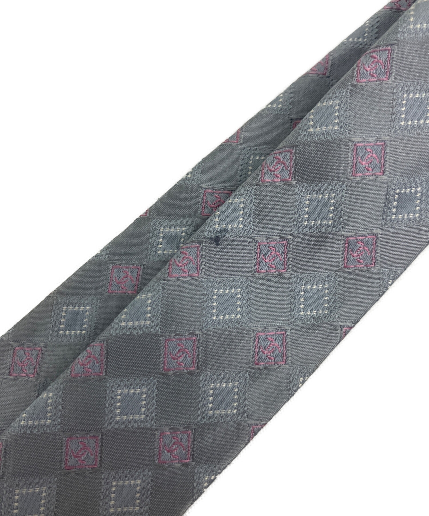 中古・古着通販】CHANEL (シャネル) ネクタイ サイズ:-|ブランド 中古・古着通販】CHANEL (シャネル) ネクタイ サイズ:-|ブランド