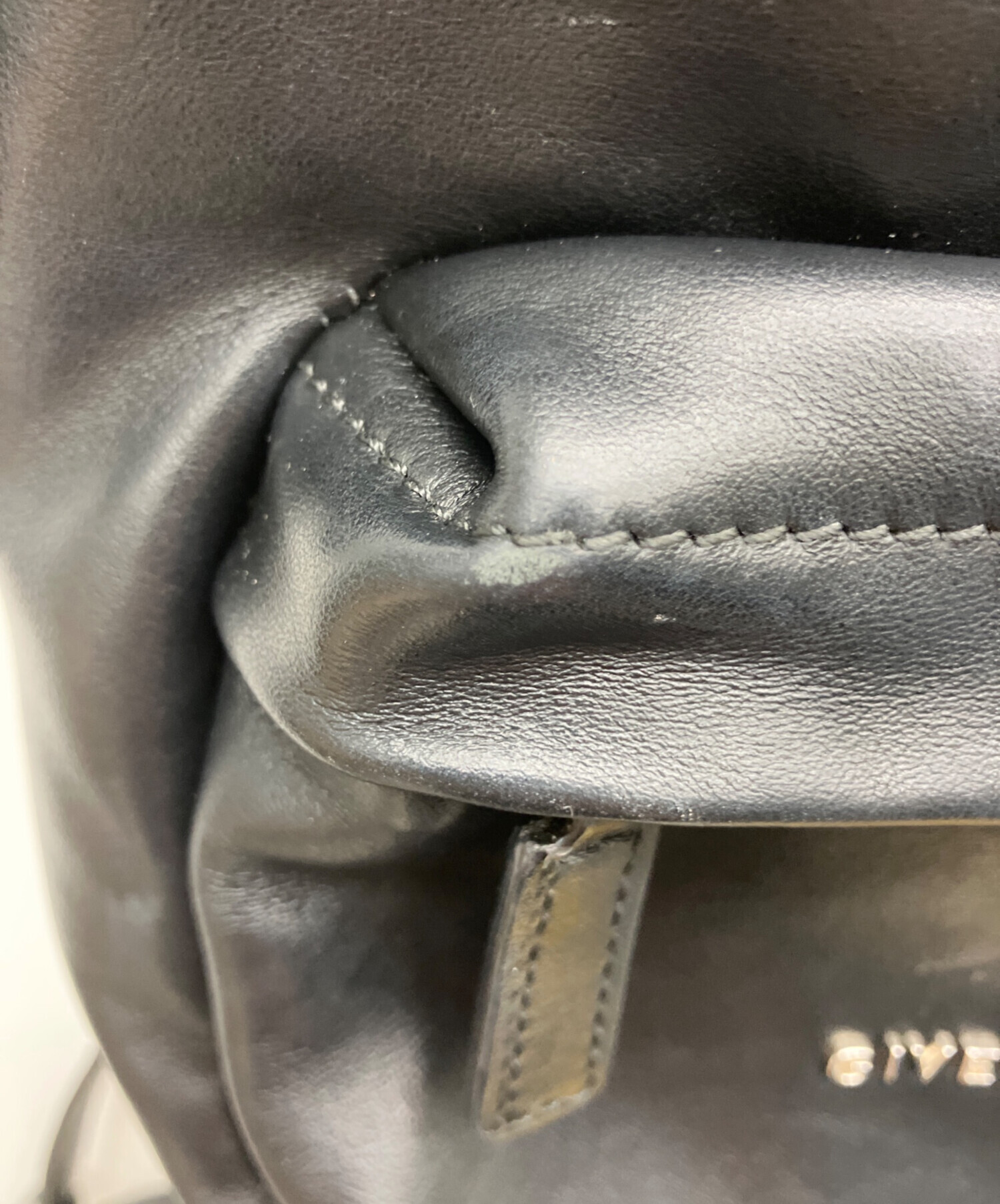中古・古着通販】GIVENCHY (ジバンシィ) レザーリュック ナノ ブラック