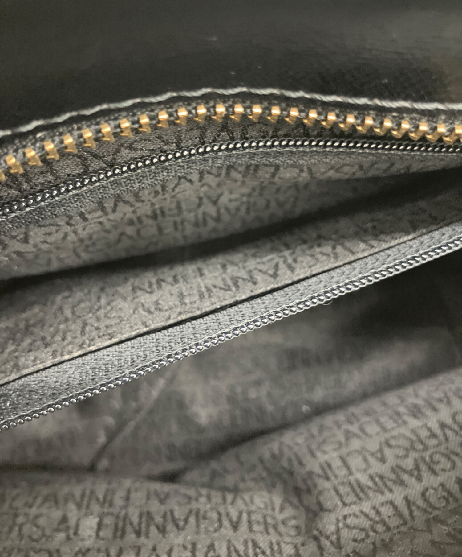 中古 GIANNI VERSACE ハンドバッグ 傷有 中古・古着通販】GIANNI VERSACE (ジャンニ・ヴェルサーチ
