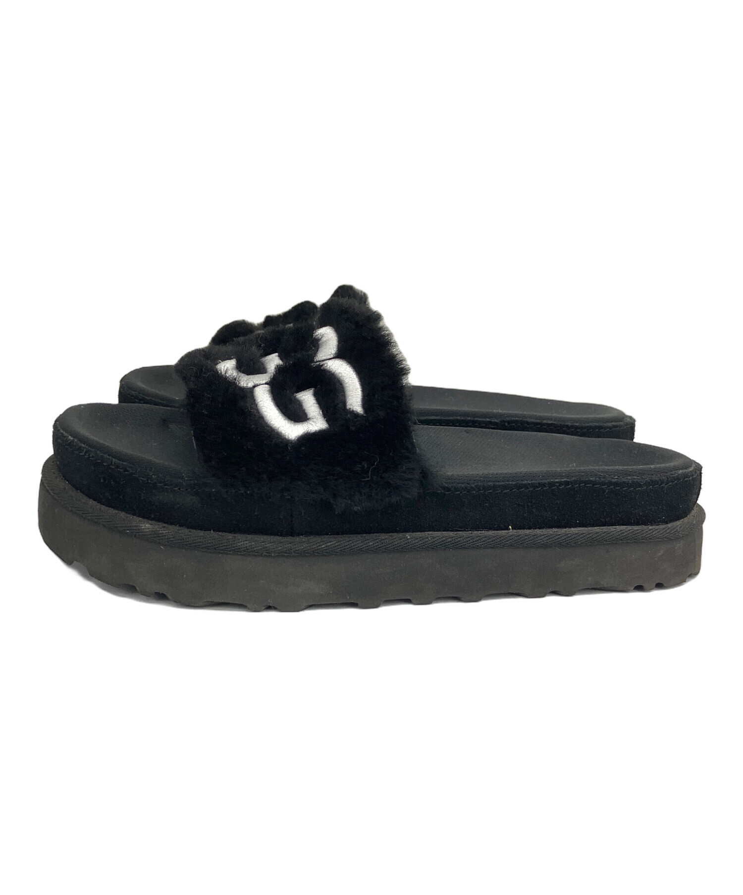 中古・古着通販】UGG (アグ) YEAH SANDAL FLUFF ブラック サイズ:23
