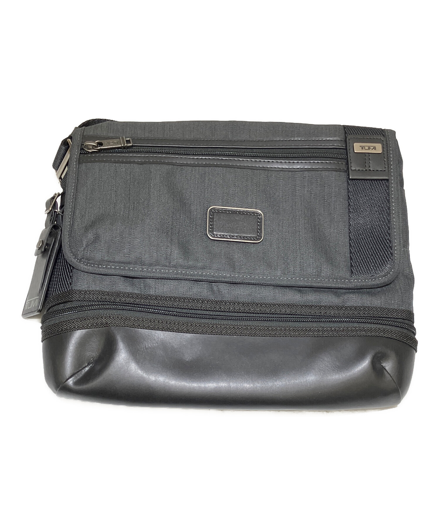 中古・古着通販】TUMI (トゥミ) ショルダーバッグ ブラック×グレー