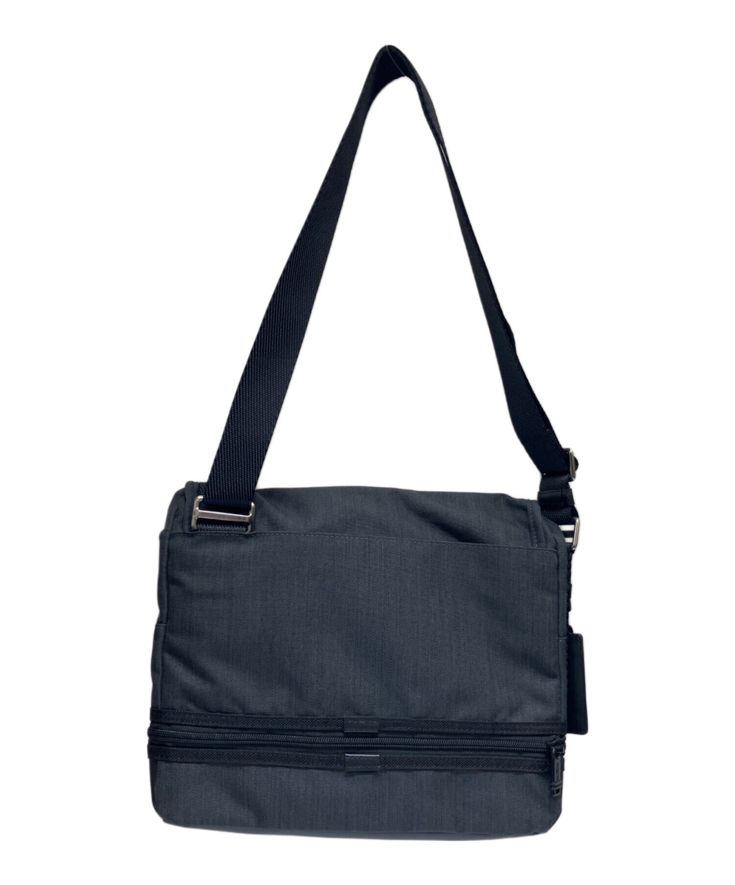 中古・古着通販】TUMI (トゥミ) ショルダーバッグ ブラック×グレー