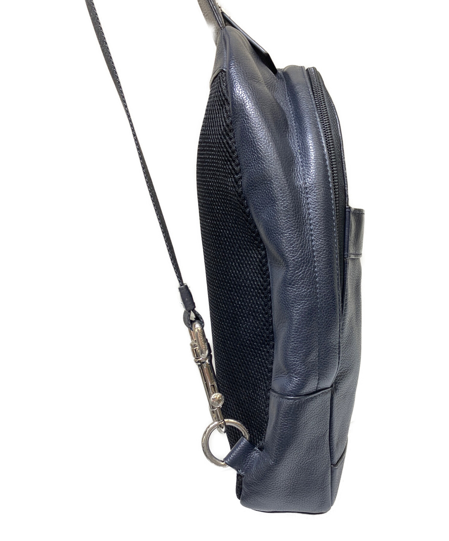 Coach ボディバッグ グレー/ネイビー 中古・古着通販】COACH (コーチ) ボディバッグ ネイビー｜ブランド