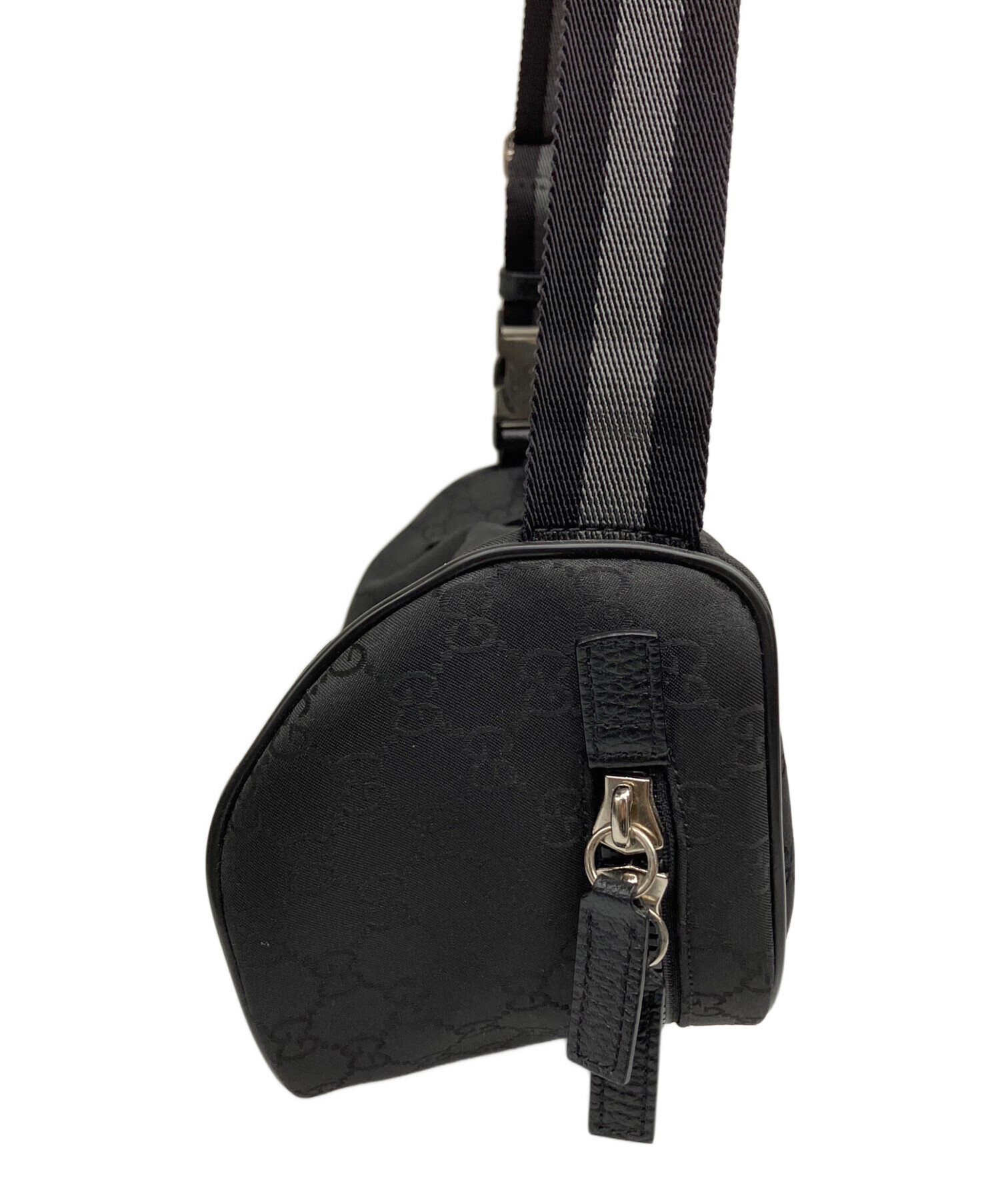 【美品】Gucci グッチ　ボディバッグ 中古・古着通販】GUCCI (グッチ) ボディバッグ ブラック｜ブランド