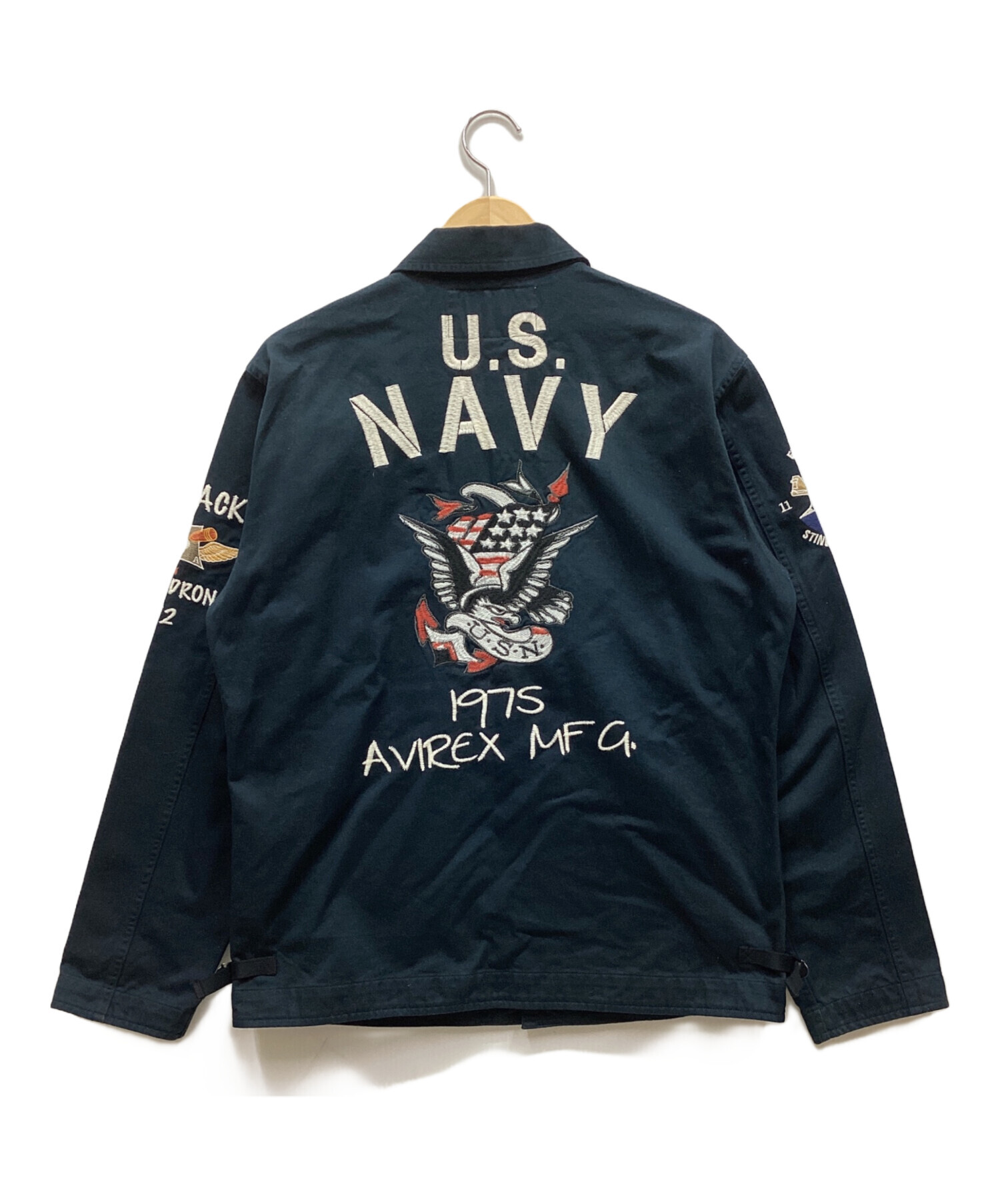 中古・古着通販】AVIREX (アヴィレックス) ジャケット ネイビー 中古・古着通販】AVIREX (アヴィレックス) ジャケット ネイビー