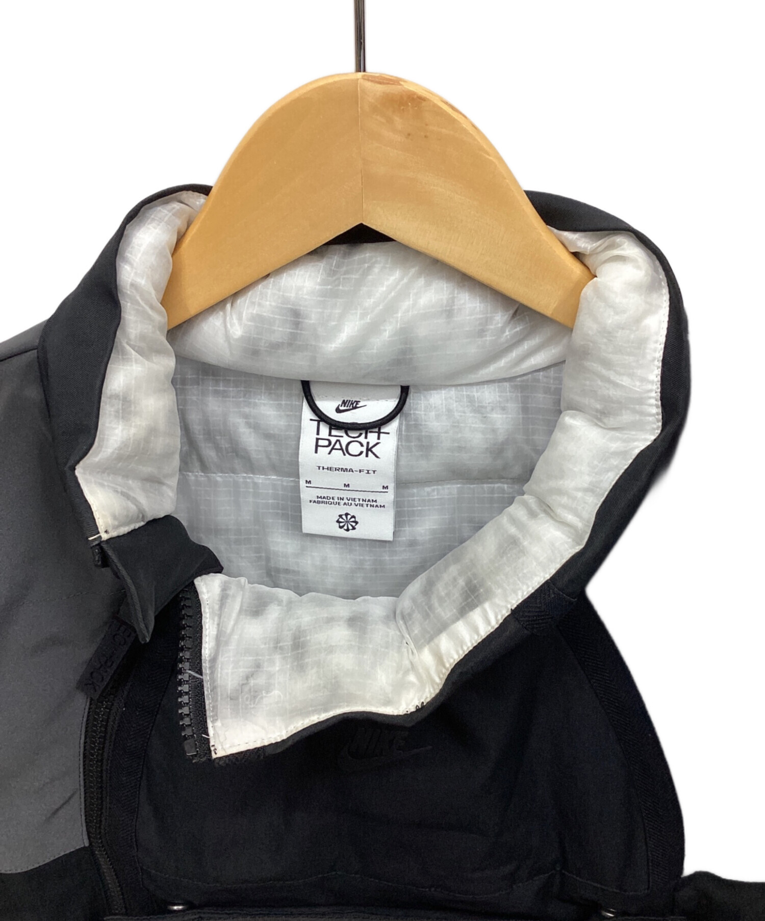 中古・古着通販】NIKE (ナイキ) テックパックベスト ブラック サイズ:M 