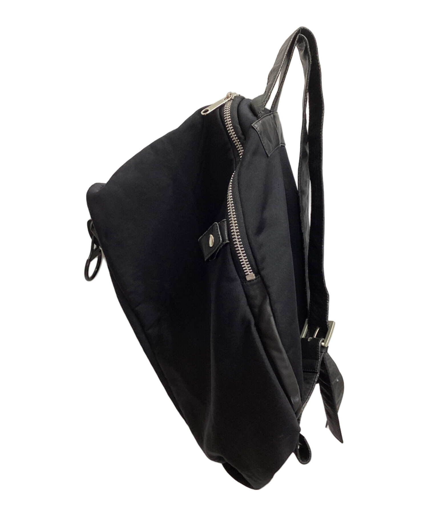 中古・古着通販】kawa-kawa (カワカワ) ビッグジップリュック 